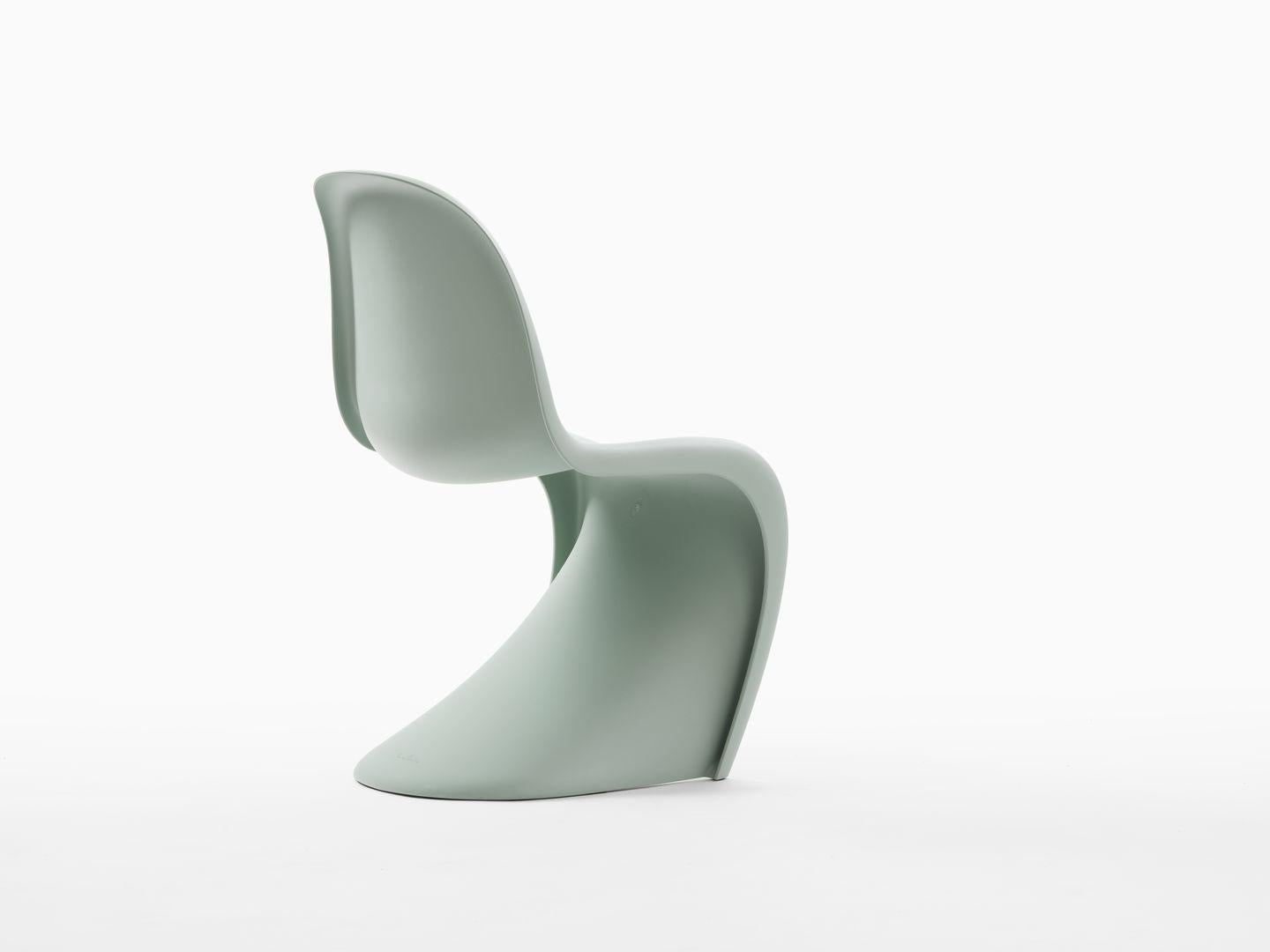 Mid-Century Modern Set of Six Panton Chairs Designed by Verner Panton