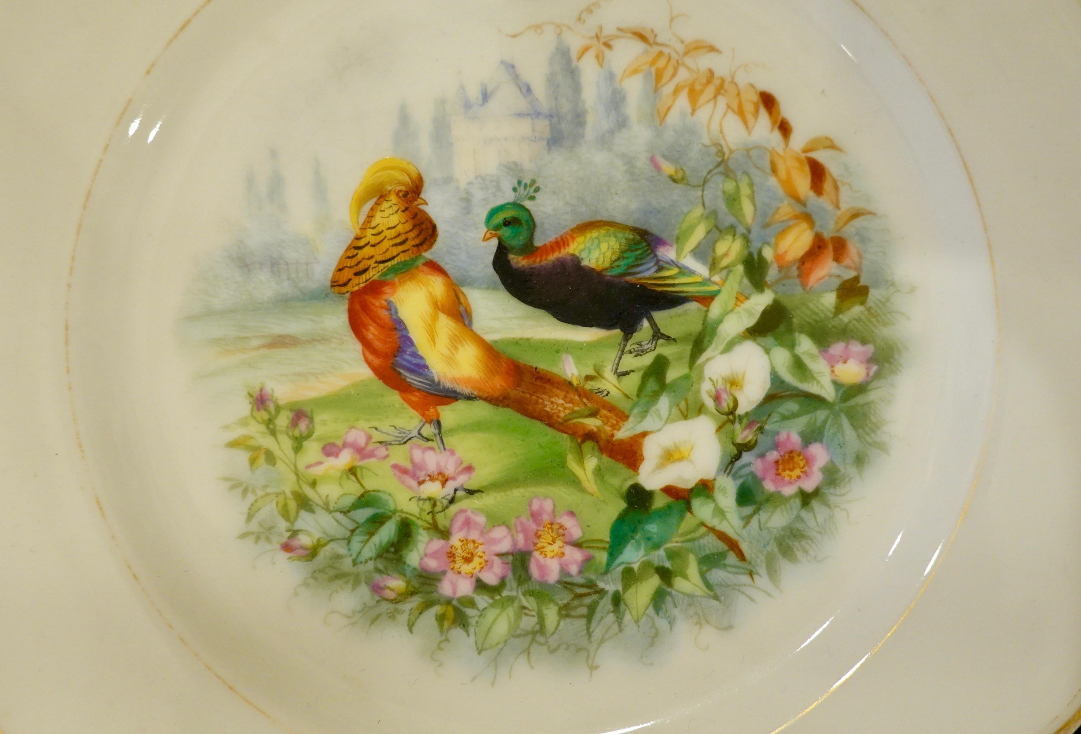 Set of Six Paris Porcelain Fruit Plates with Hand-Painted Scenes of Animals For Sale 4