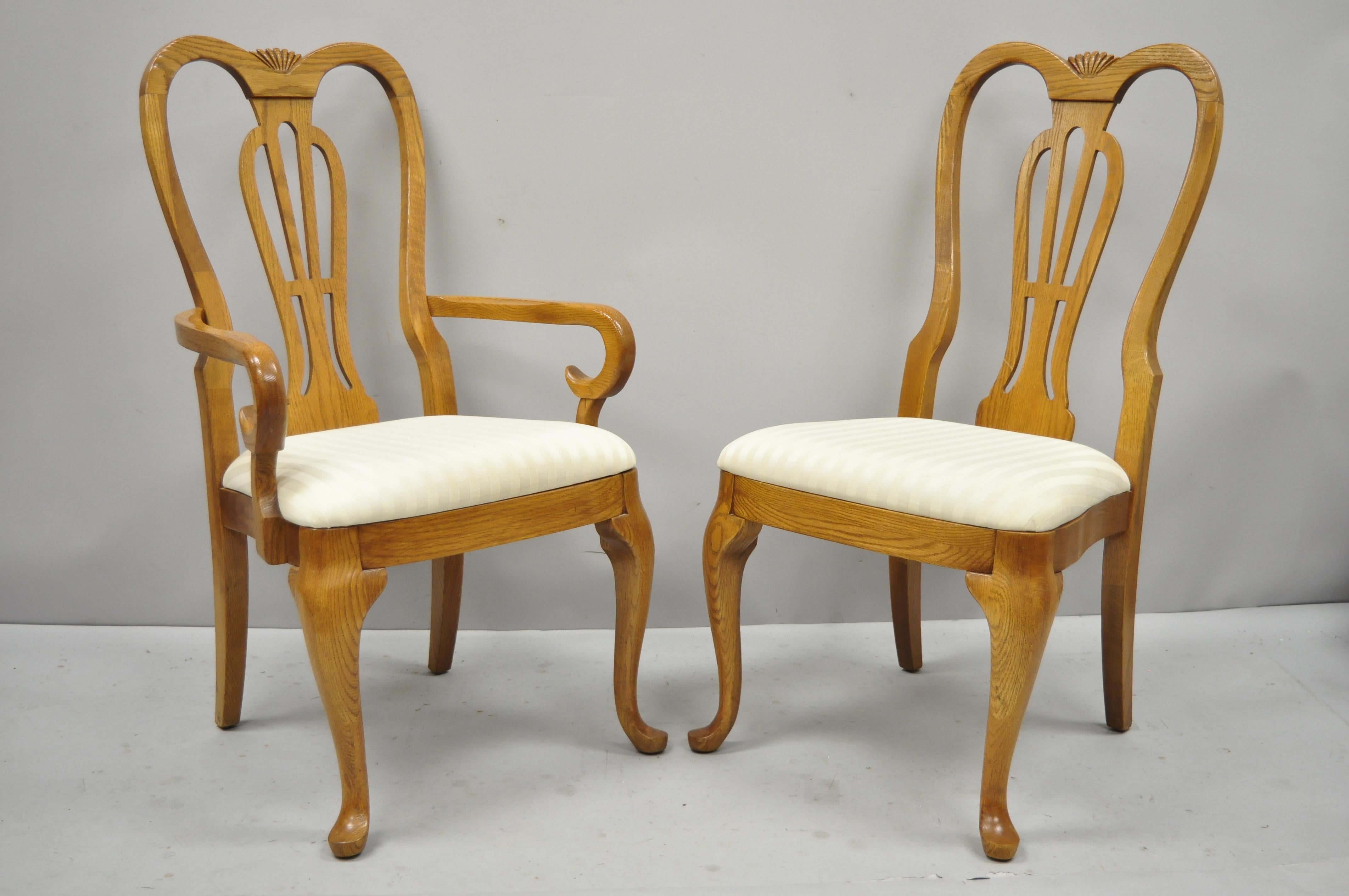 Set of Six Pennsylvania House Oak Wood Queen Anne Style Dining Room Chairs 3