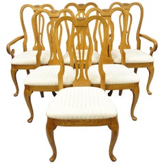 Set of Six Pennsylvania House Oak Wood Queen Anne Style Dining Room Chairs