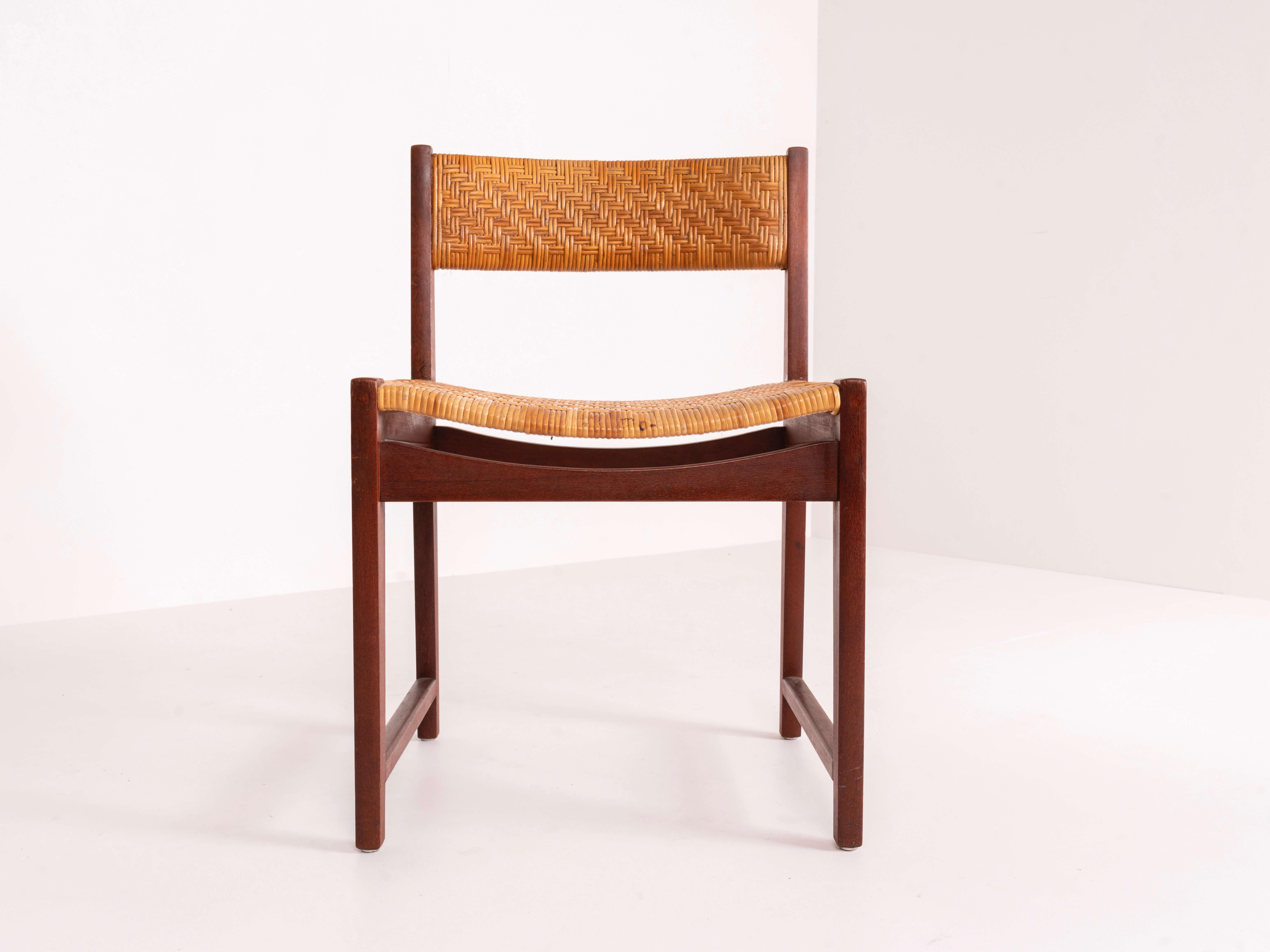 Milieu du XXe siècle Ensemble de six chaises de salle à manger Peter Hvidt & Orla Mlgaard, modèle 350, Danemark, années 1960