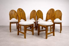 Set di sei sedie da pranzo scandinave in pino e bouclé