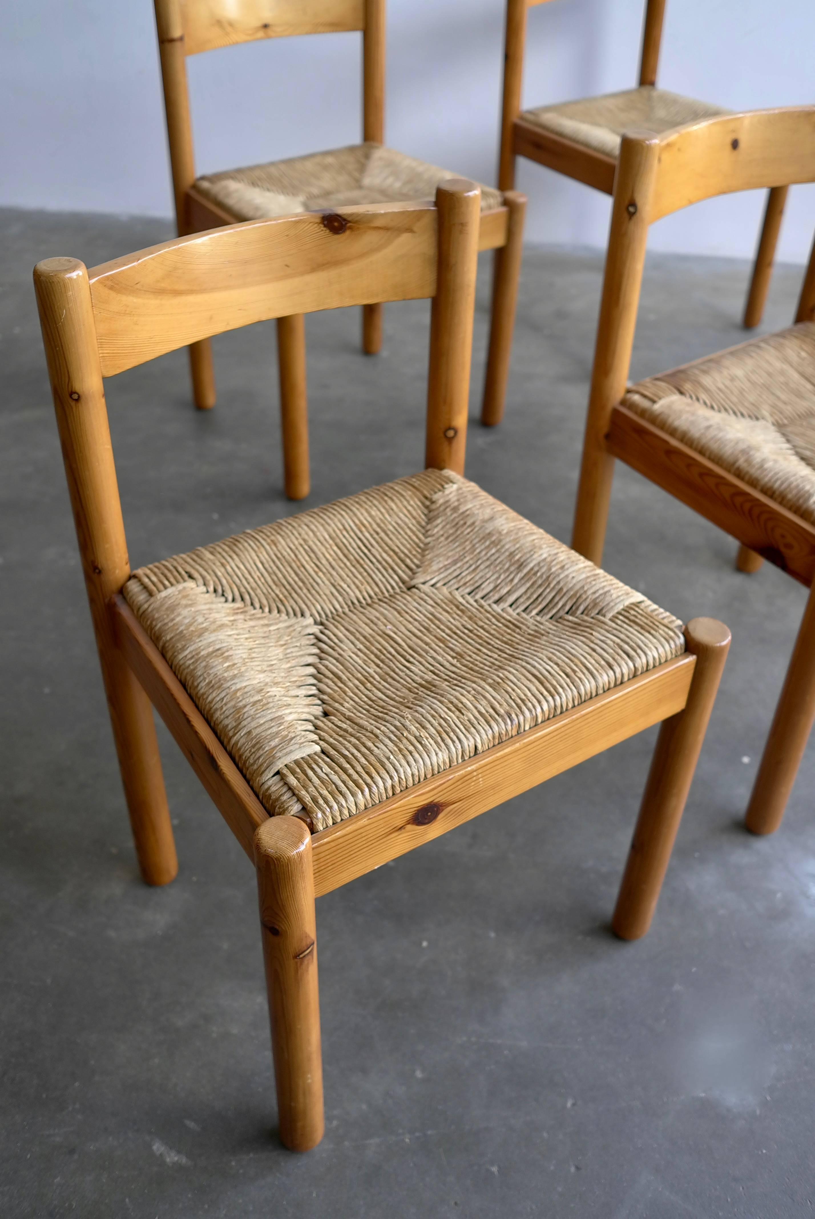 Set of Six Pine and Wicker Chairs in Style of Charlotte Perriand 4
