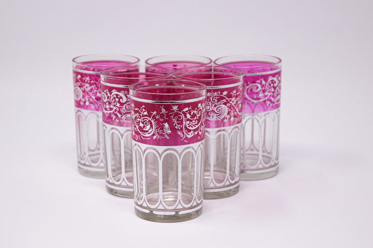 Set of Six Pink Glasses with Silver Raised Moorish Design For Sale 5