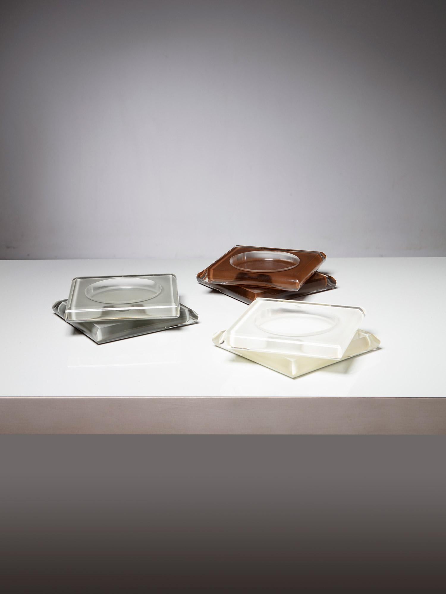 italien Ensemble de six centres de table en plexiglas d'Ingo Knuth pour Soldi & Scati, Italie, 1975 en vente