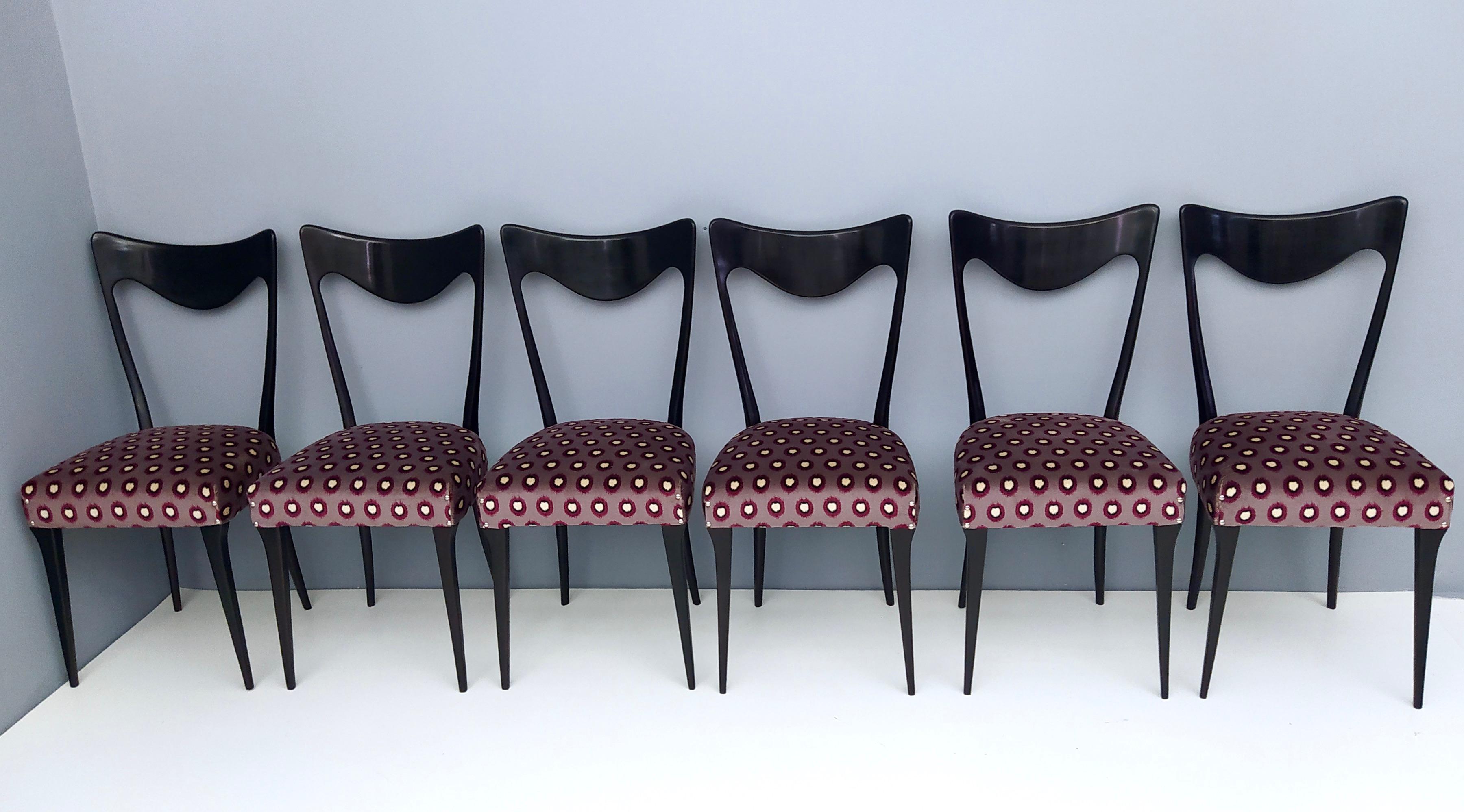 Mid-Century Modern Set of Six Plum Purple Patterned Fabric Chairs by Carlo Enrico Rava, Italy 1950s