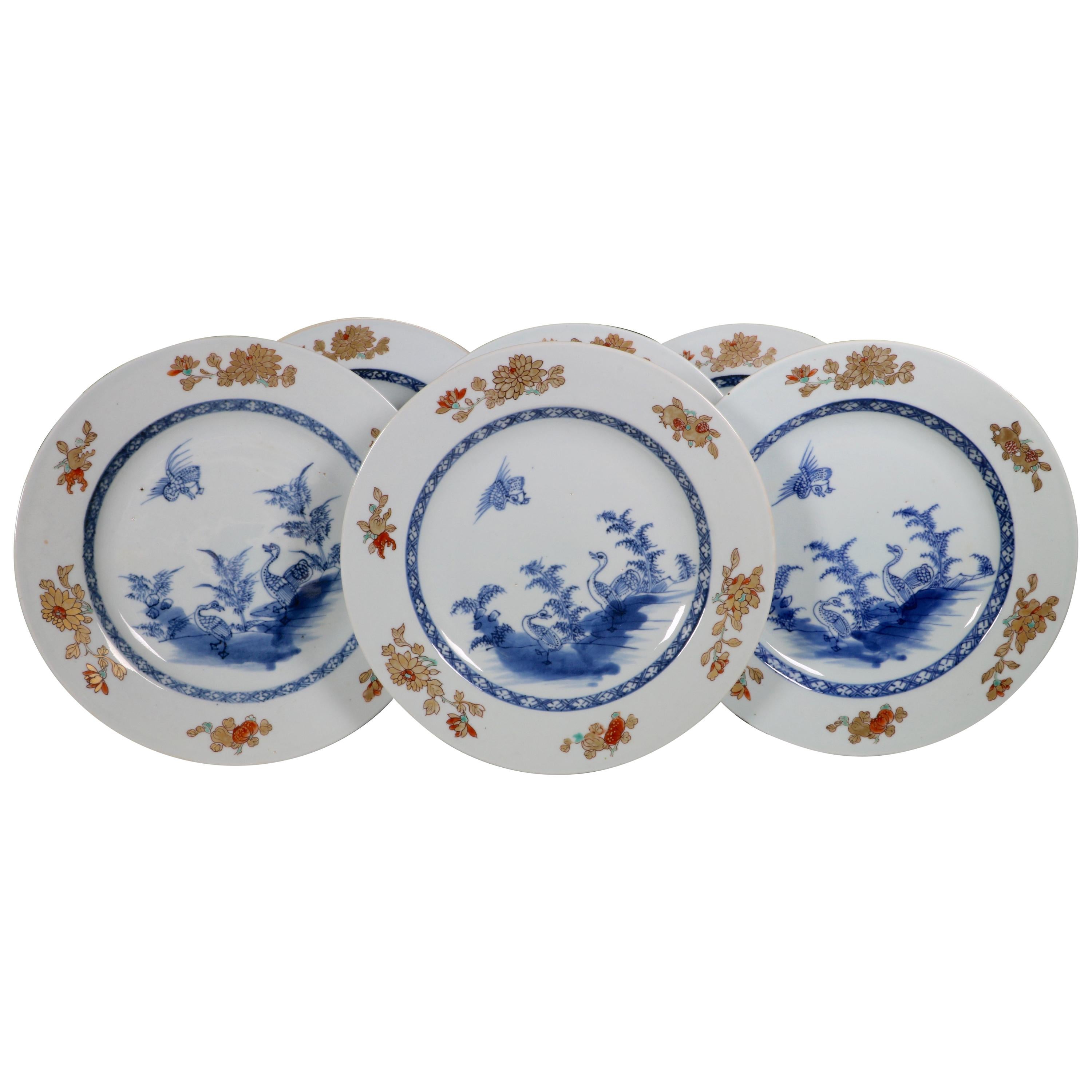 Set of Six Polychrome Chinese Export Porcelain Plates Qianlong, circa 1760 For Sale