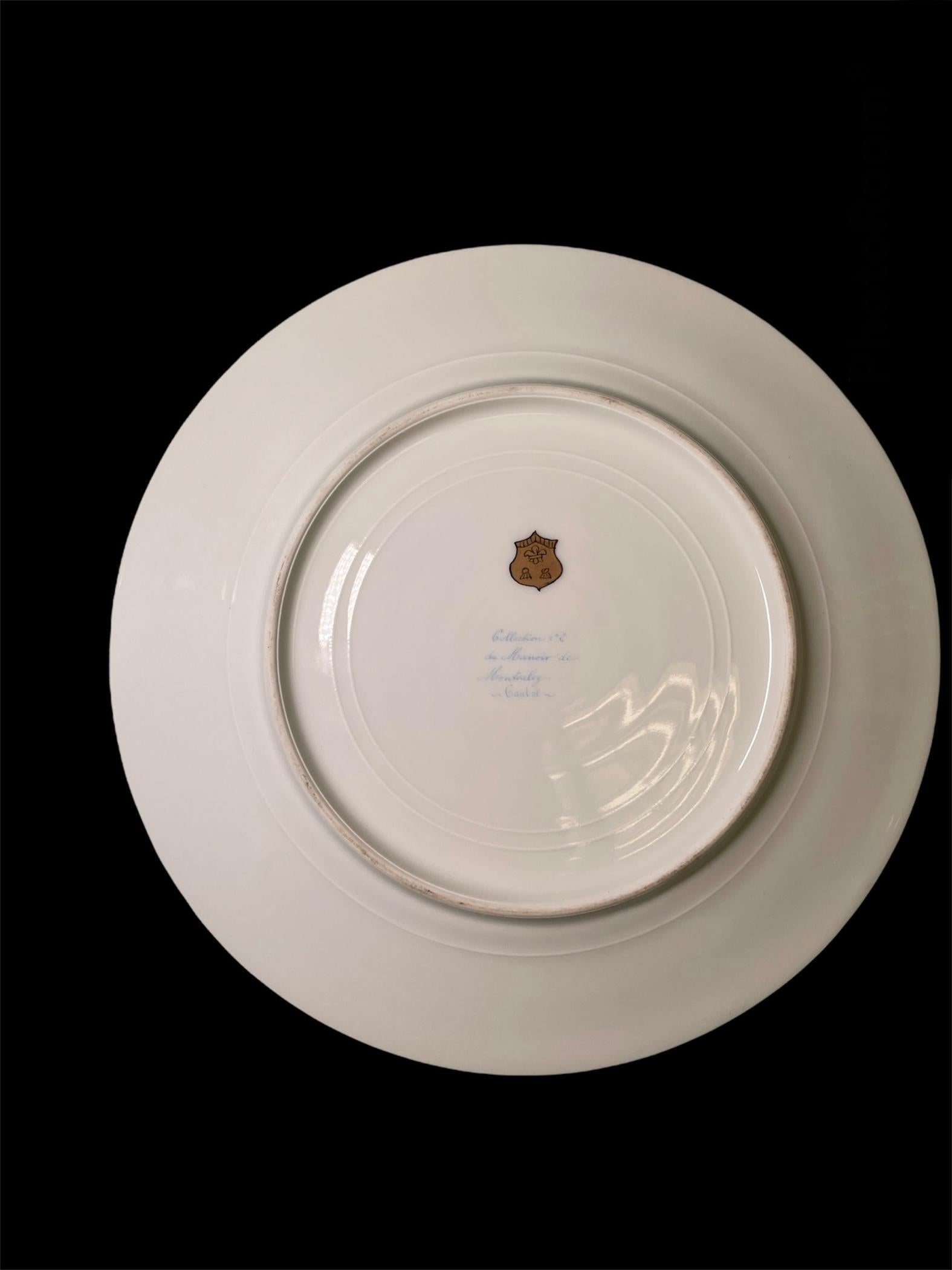 Set of Six Porcelain Plates from the Collection of the Manoir of Montsalvy For Sale 3