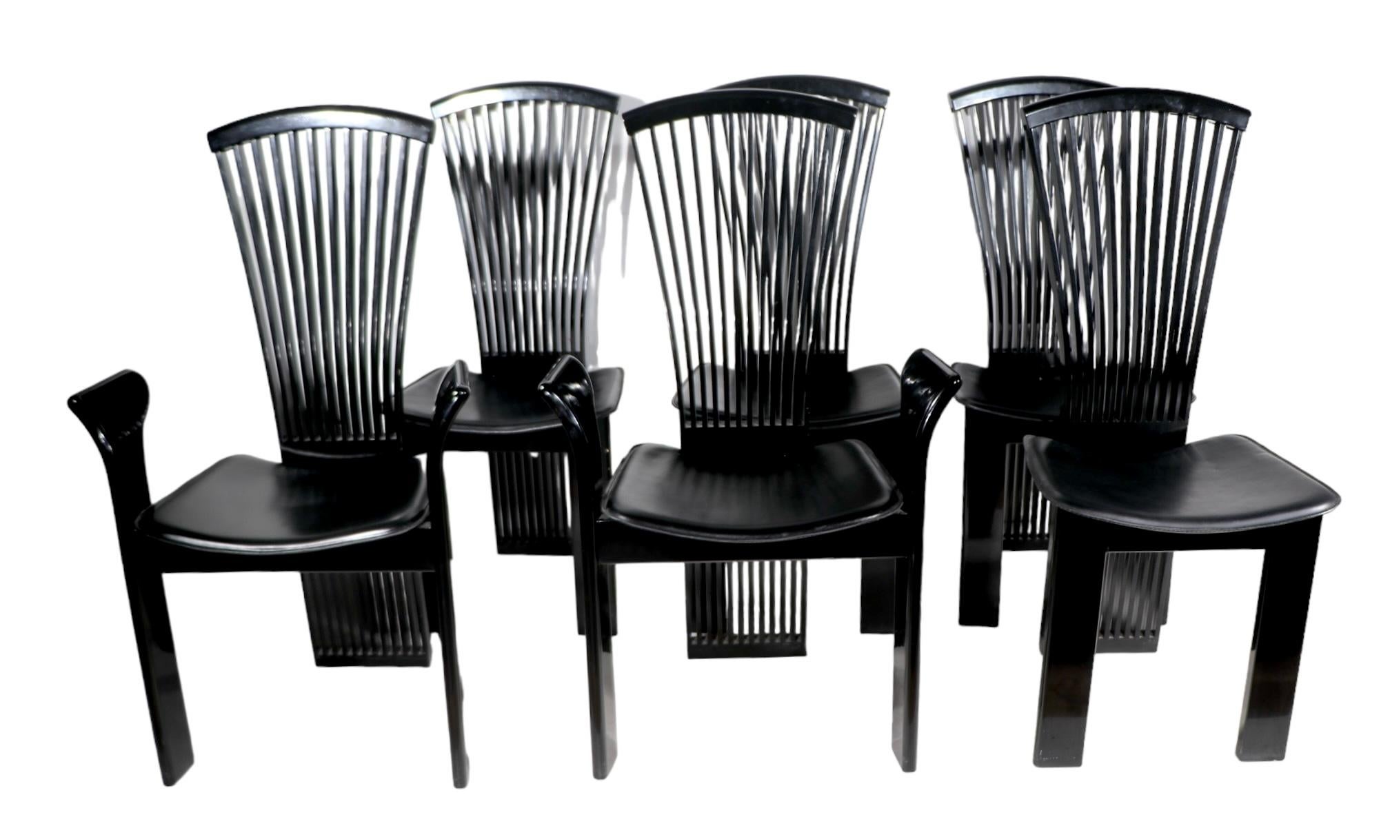 Ensemble de six chaises de salle à manger postmodernes Costantini Ello fabriquées en Italie vers les années 1970/80 en vente 2