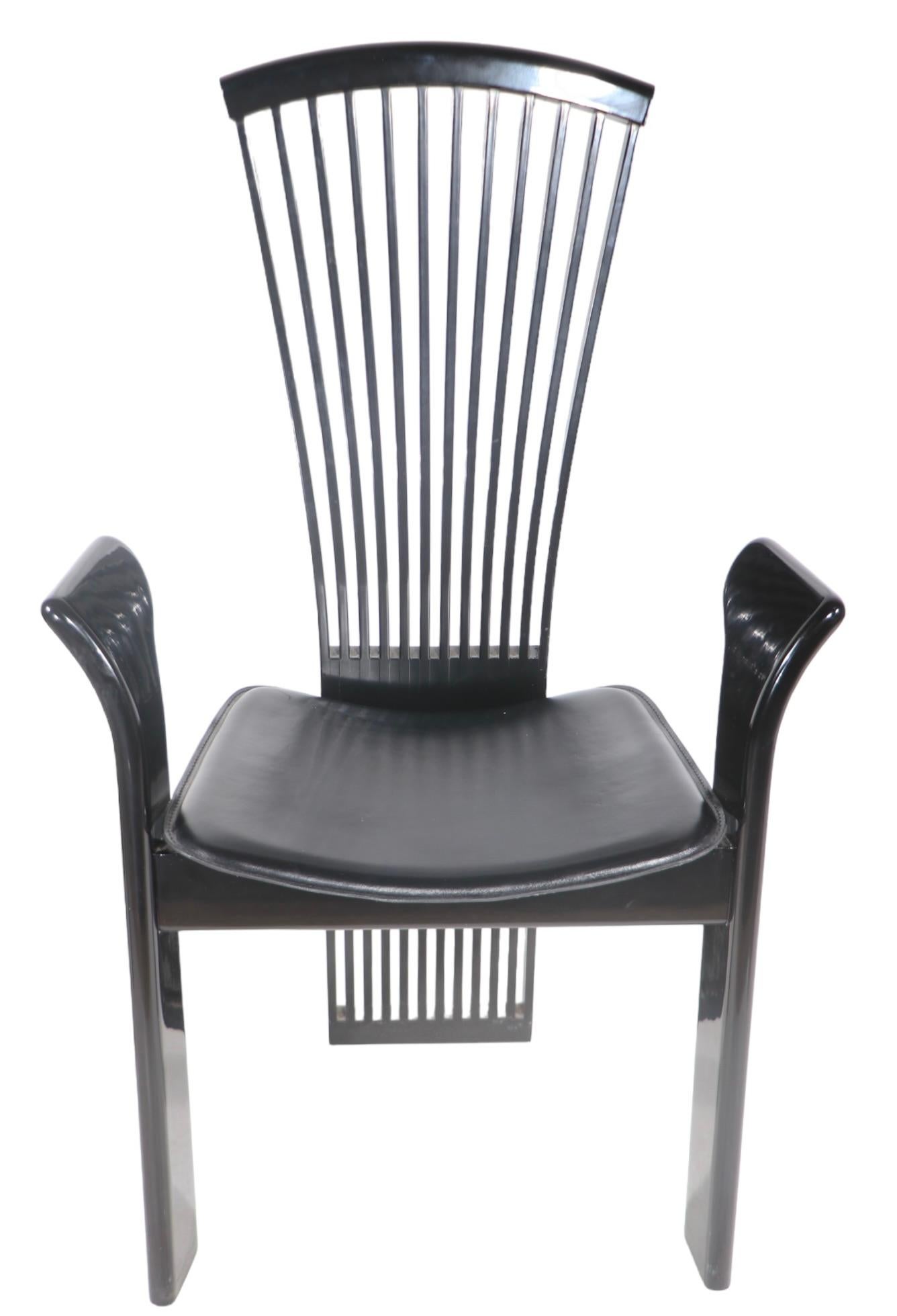 Ensemble de six chaises de salle à manger postmodernes Costantini Ello fabriquées en Italie vers les années 1970/80 en vente 4