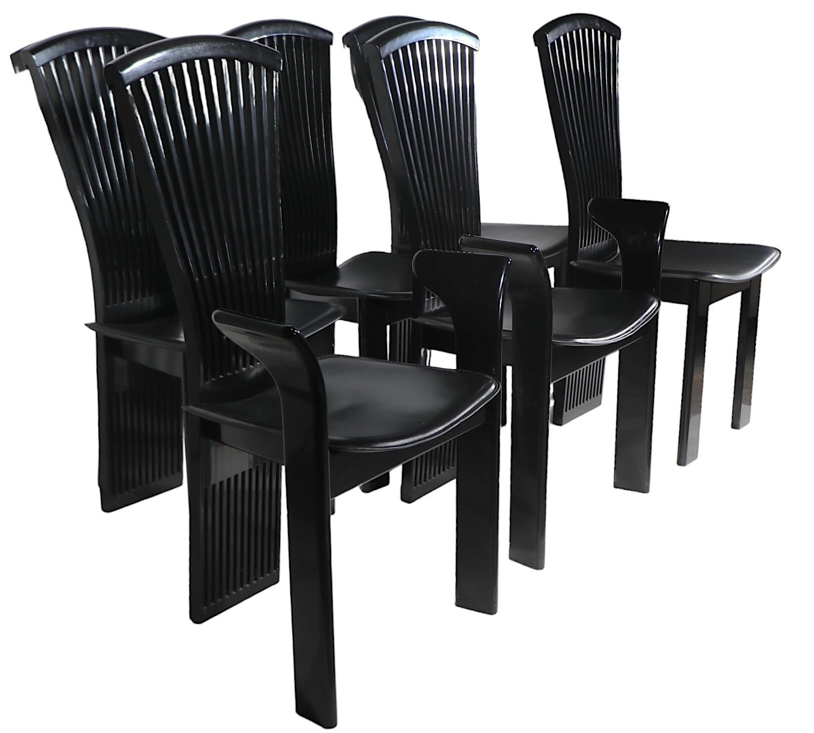 Postmoderne Ensemble de six chaises de salle à manger postmodernes Costantini Ello fabriquées en Italie vers les années 1970/80 en vente