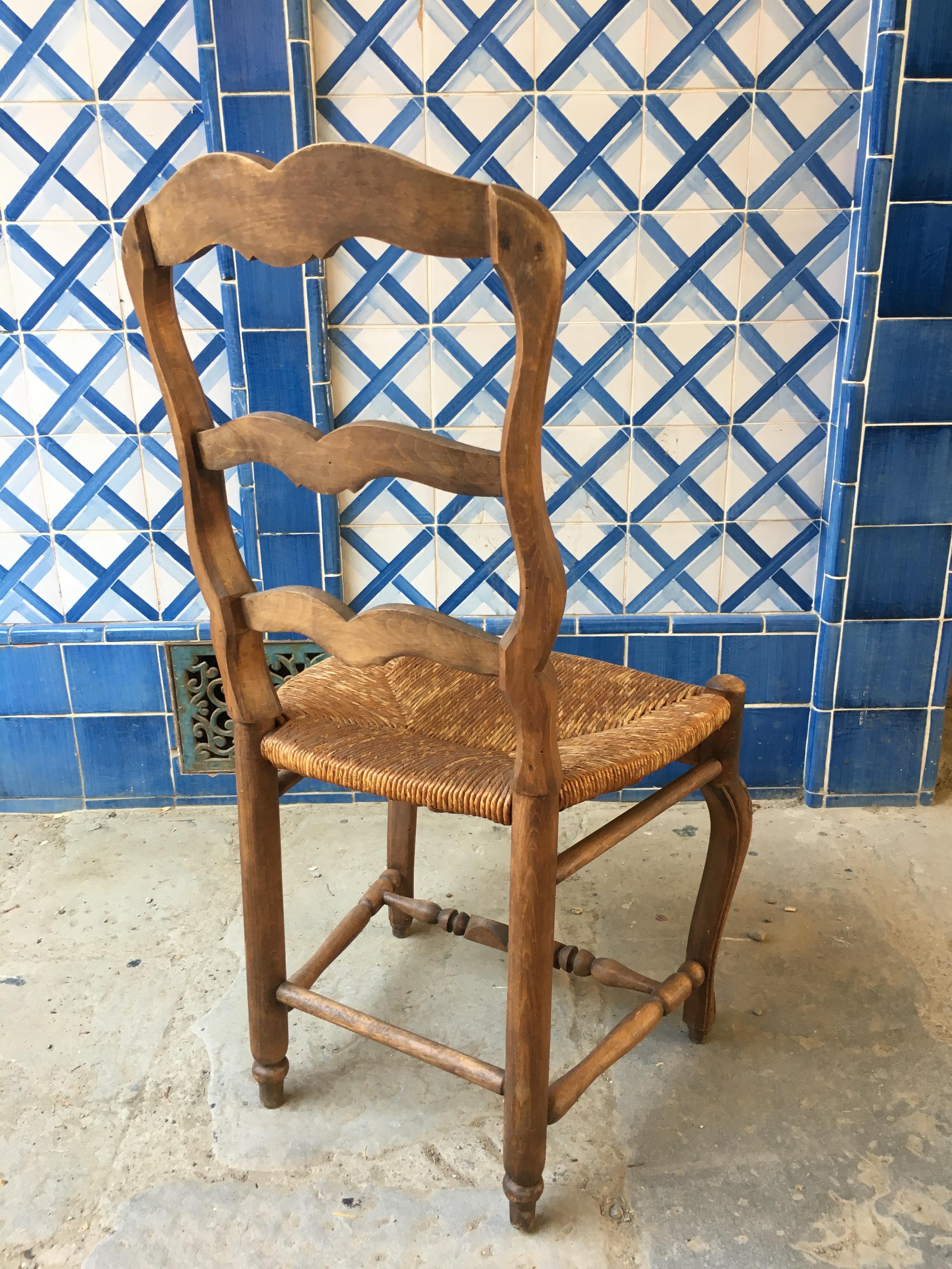 Set of Six Provencal French Dining Room Chairs in Oakwood from 1920s For Sale 7