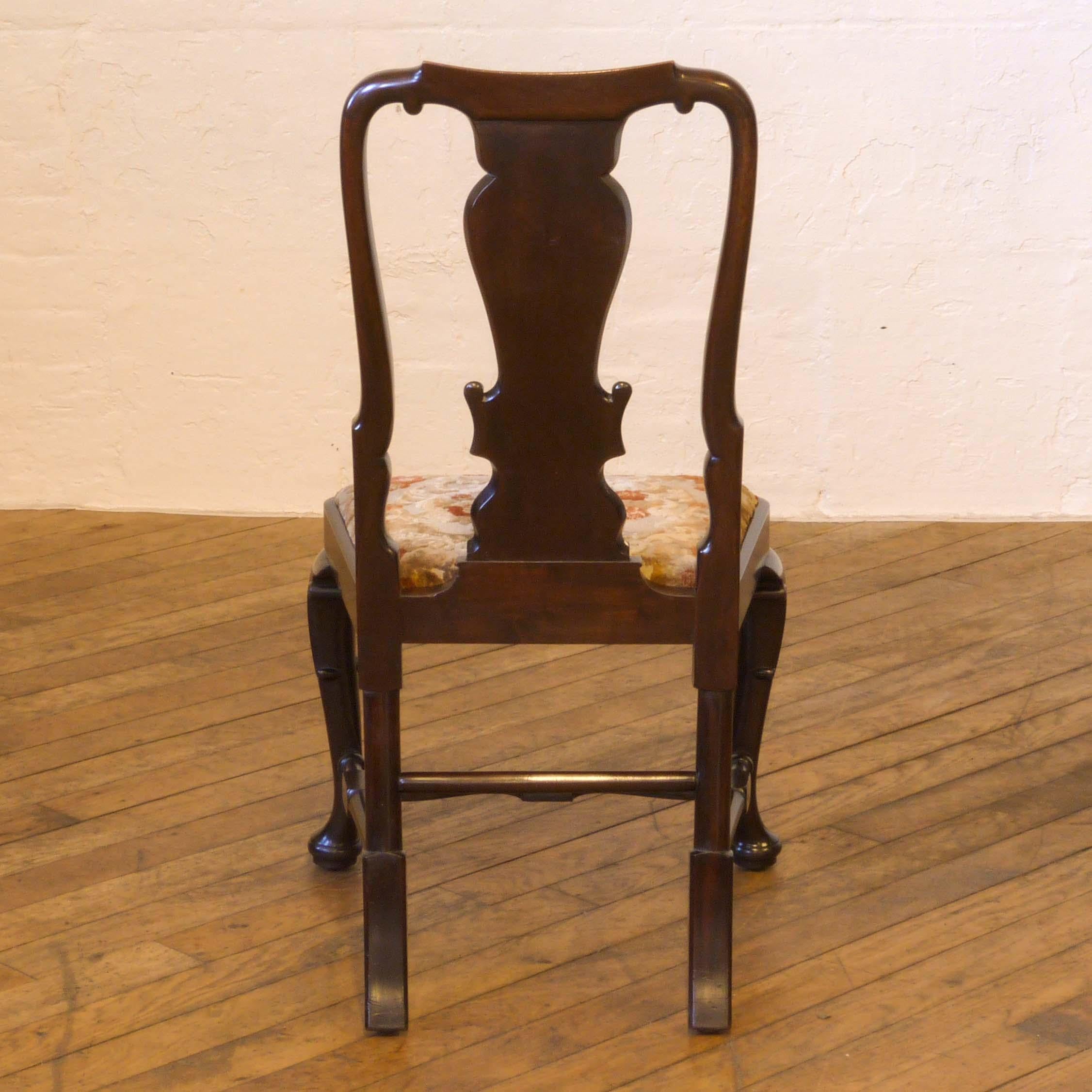 Early 20th Century Set of Six Queen Anne Style Mahogany Chairs