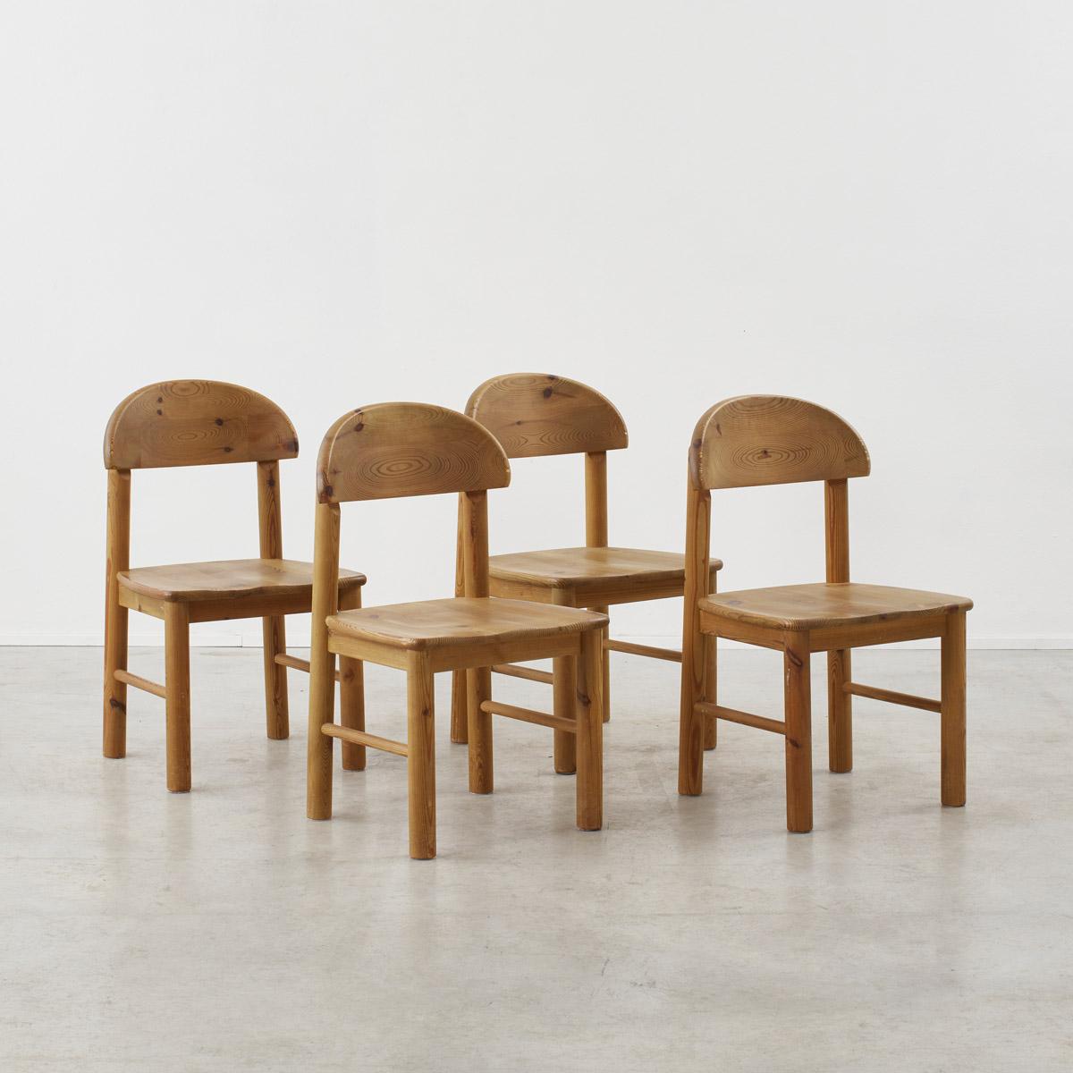 Moderne Ensemble de six chaises de salle à manger Rainer Daumiller en pin massif pour Hirtshals Savvaerk en vente
