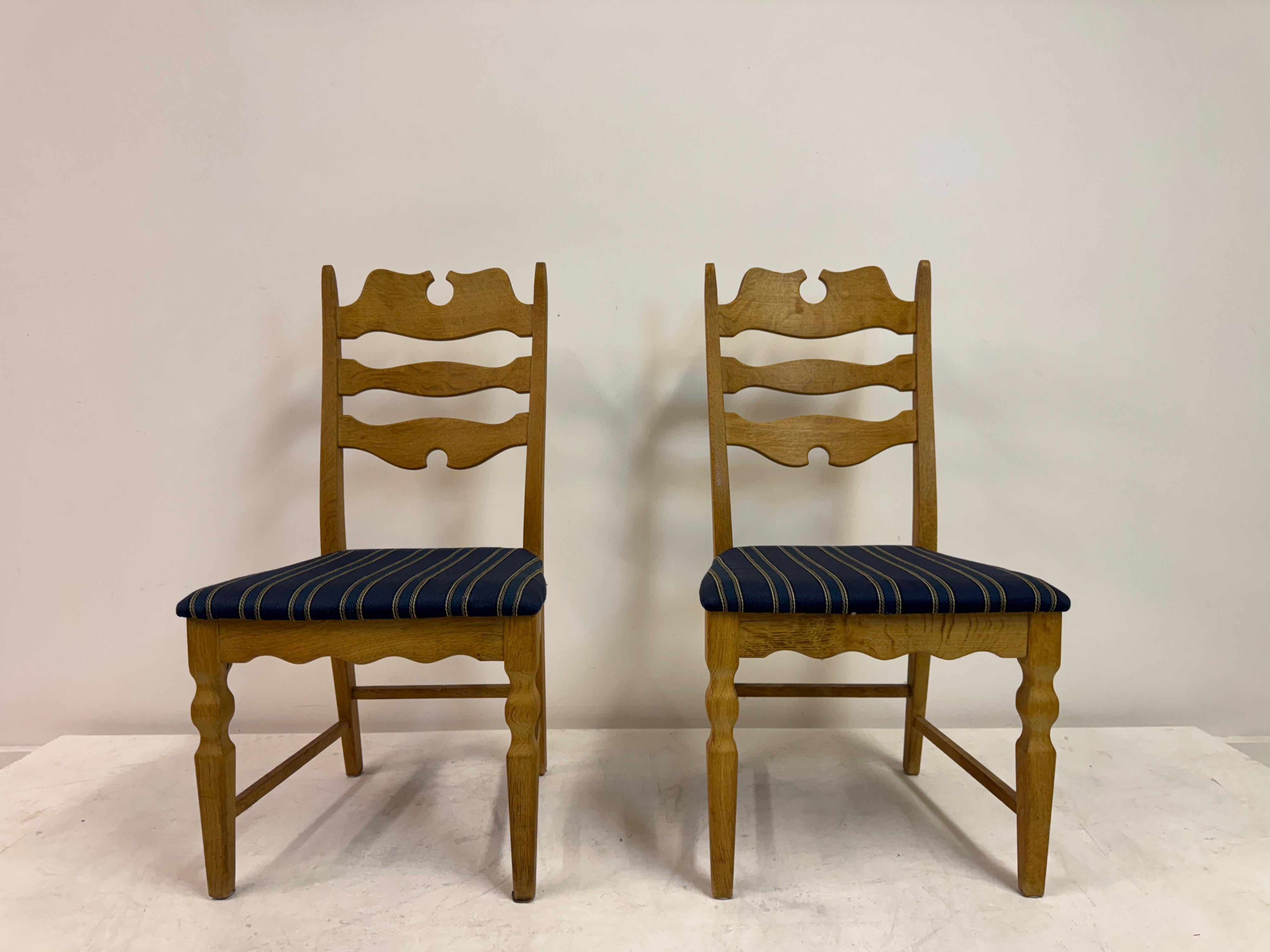 Set of Six “Razorblade” Dining Chairs by Henning Kjaernulf, Oak, 1960s in vendita 5