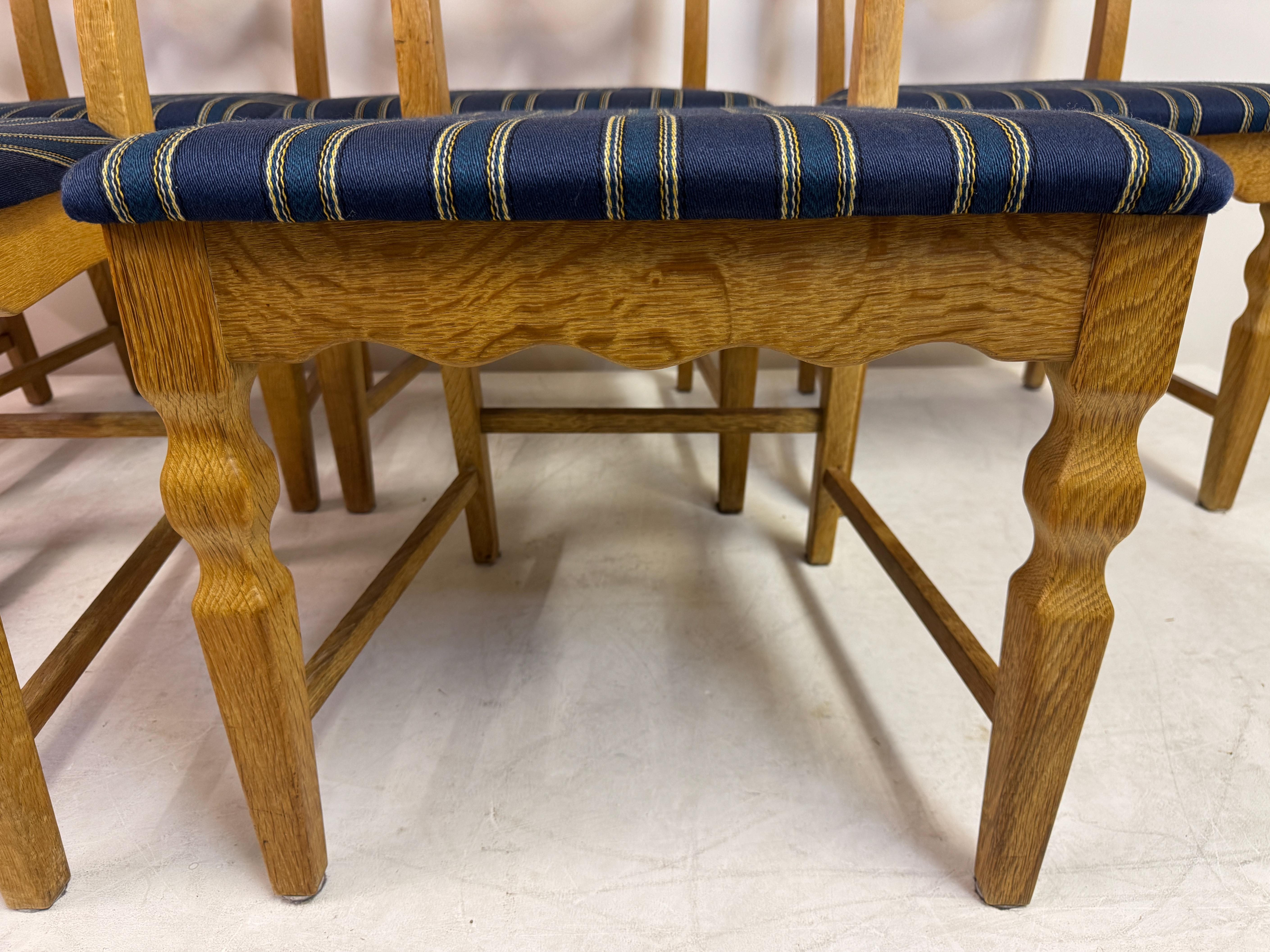 Set of Six “Razorblade” Dining Chairs by Henning Kjaernulf, Oak, 1960s in vendita 2