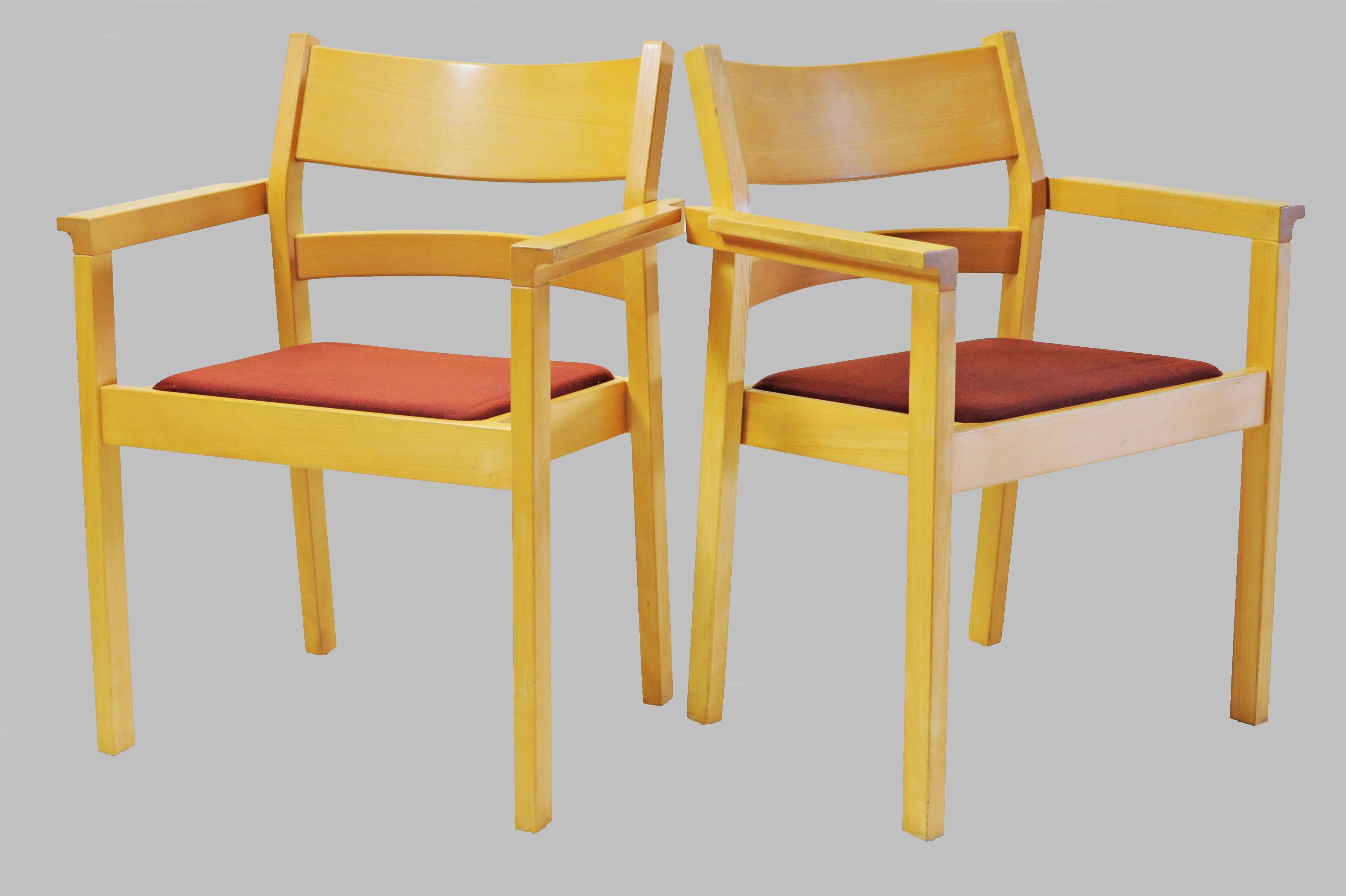 Set of Six Refinished Hans J. Wegner Armchairs in Beech, Choice of Upholstery In Good Condition For Sale In Knebel, DK