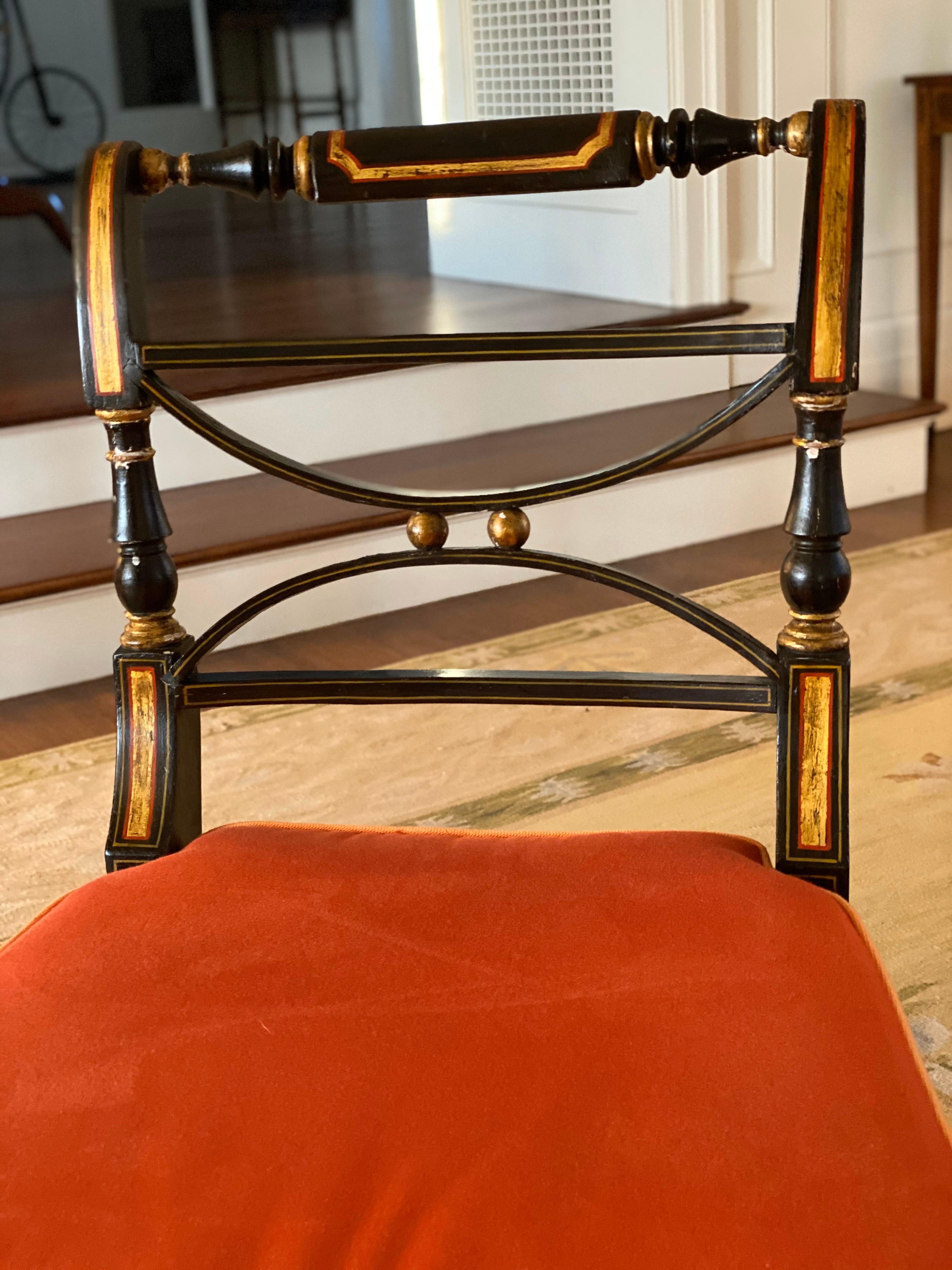 Satz von sechs teilweise vergoldeten Regency-Beistellstühlen aus Rosenholz mit Schilfrohr, um 1810 im Angebot 15