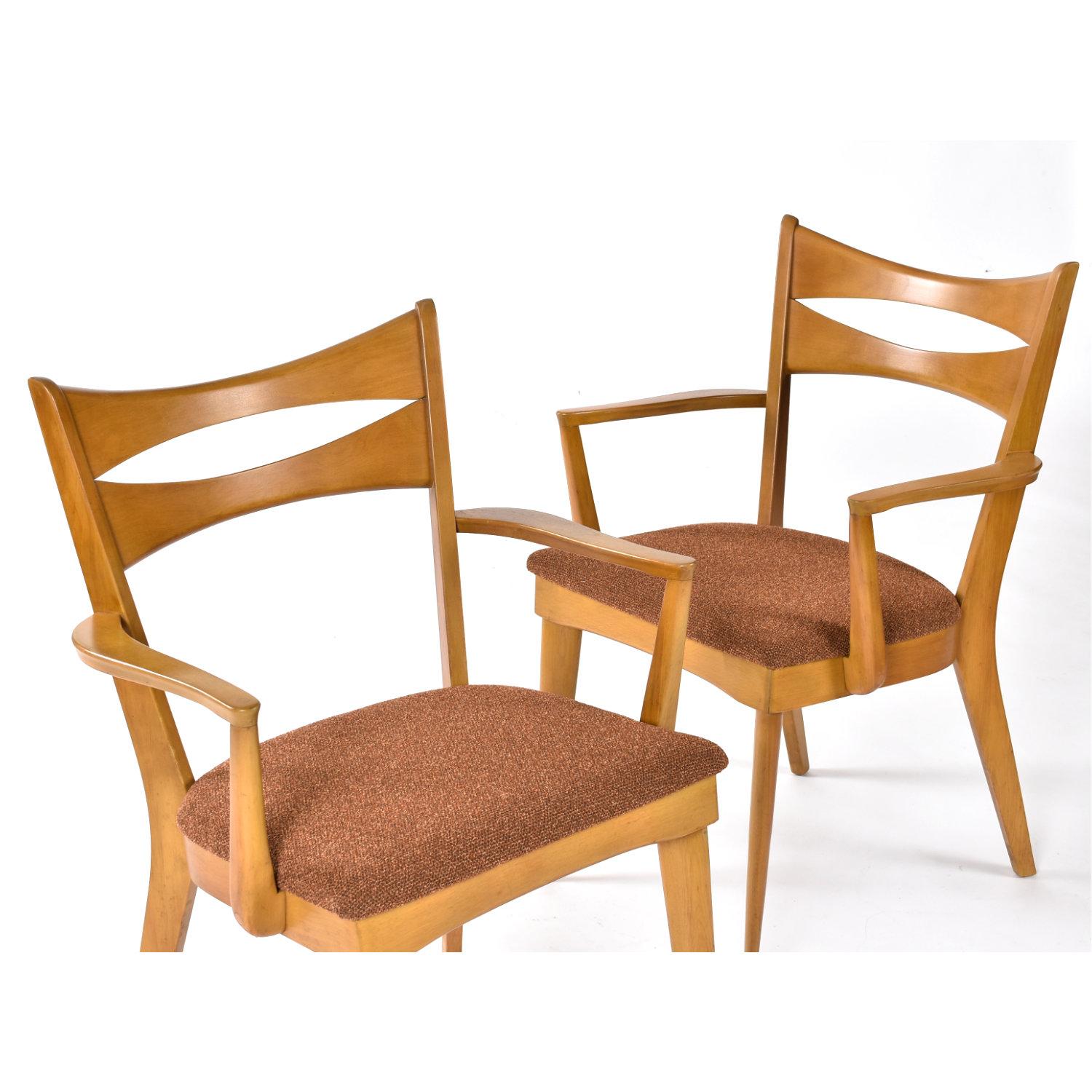 Mid-Century Modern Set of Six Restored Heywood Wakefield M1553 a Cat’s Eye Dining Chairs For Sale