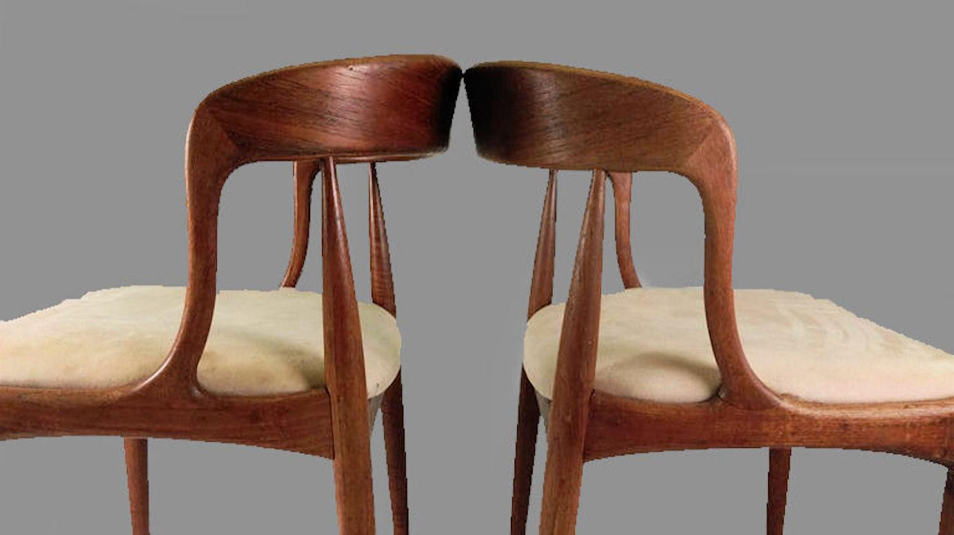 Set of Six Restored Johannes Andersen Dining Chairs in Teak Custom Upholstery In Good Condition In Knebel, DK
