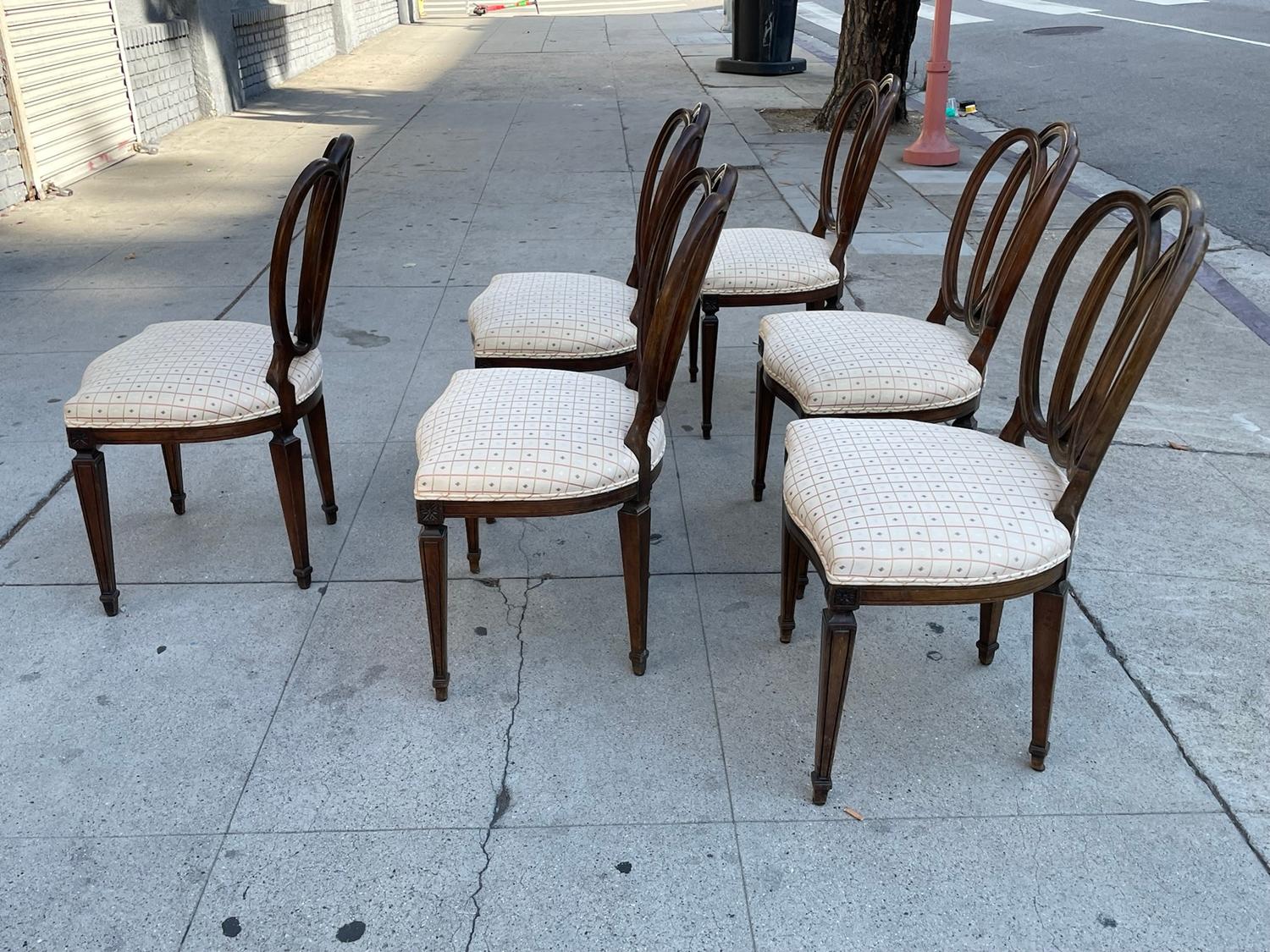 Textile Ensemble de six chaises de salle à manger à dossier ruban de Dennis et Leen en vente