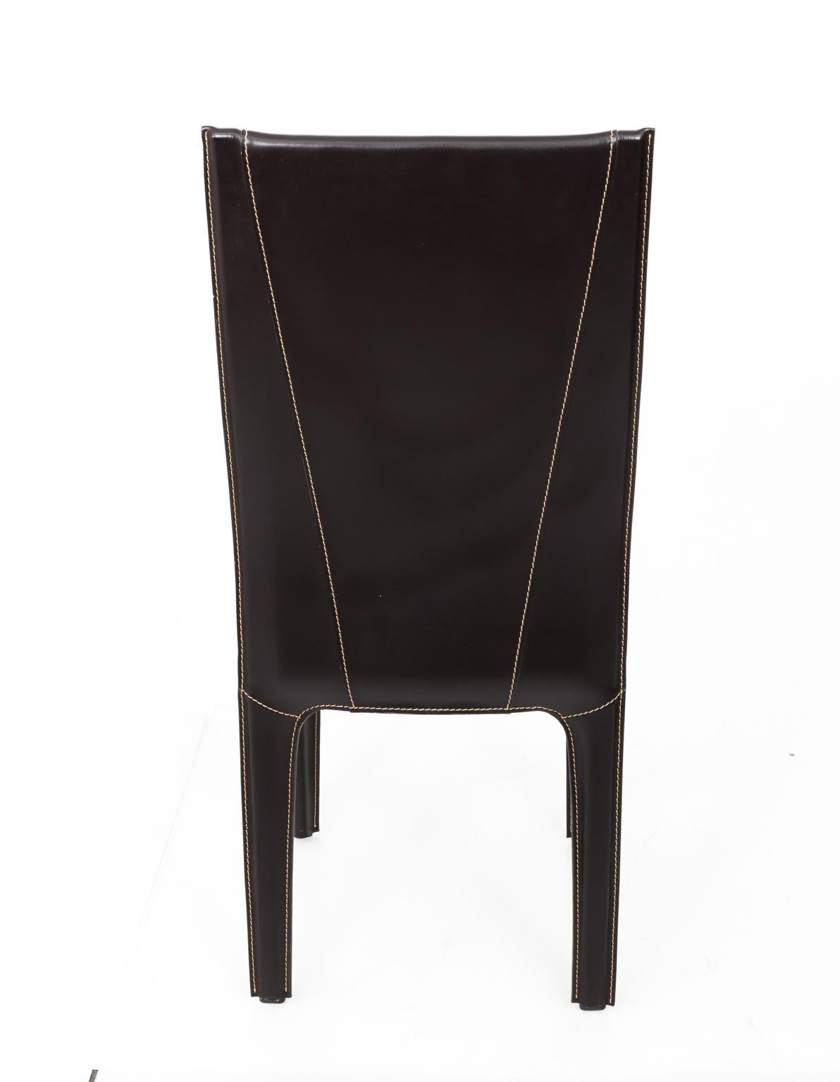 Ensemble de six chaises à manger en cuir Roche Bobois 5