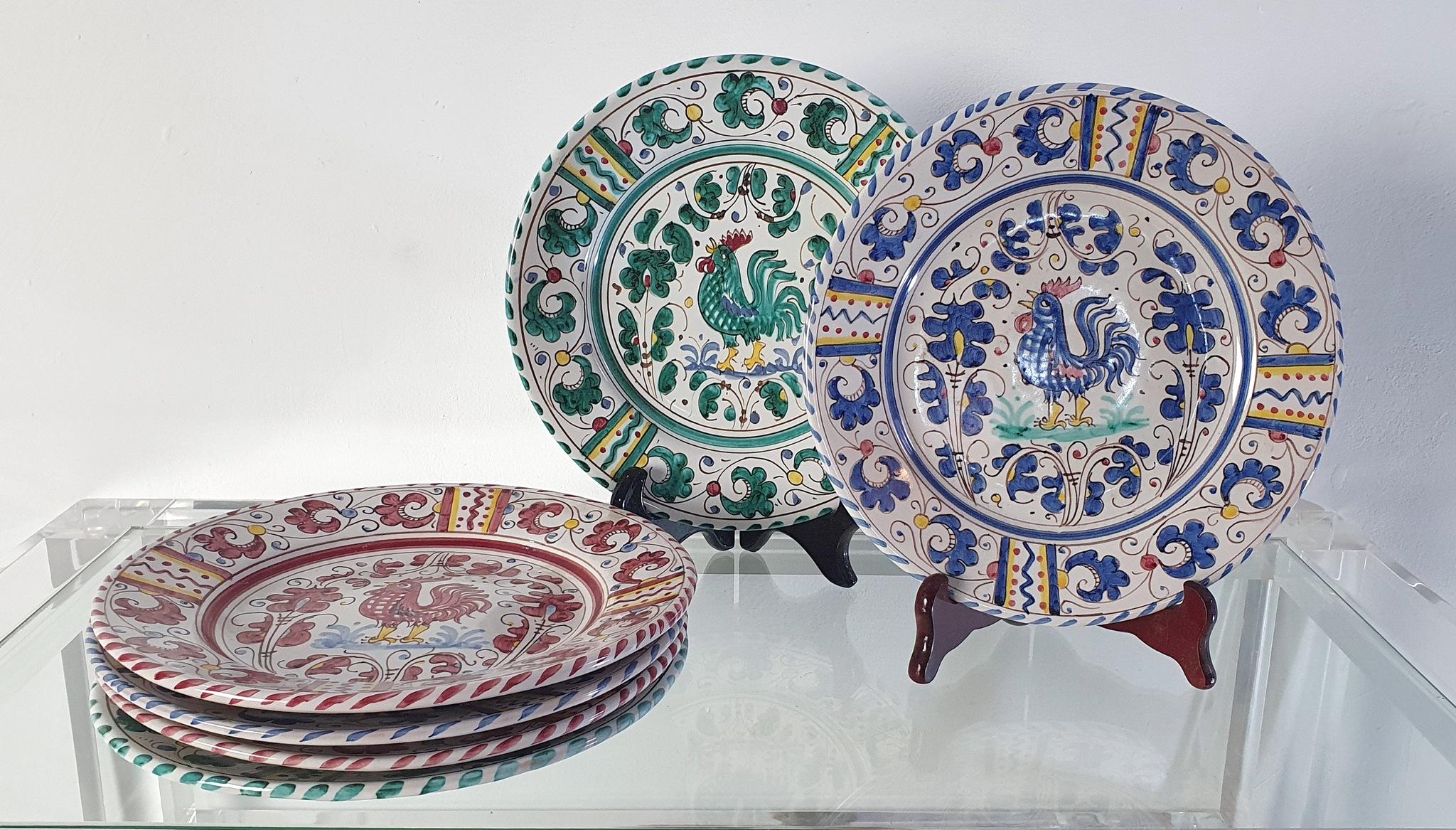 A set of six plates which is in excellent condition without scratching, chipping or cracks. 

The Orvieto (or Orvietano) design is a very old and traditional pattern that originated during the Renaissance in the hill-top town of Orvieto –