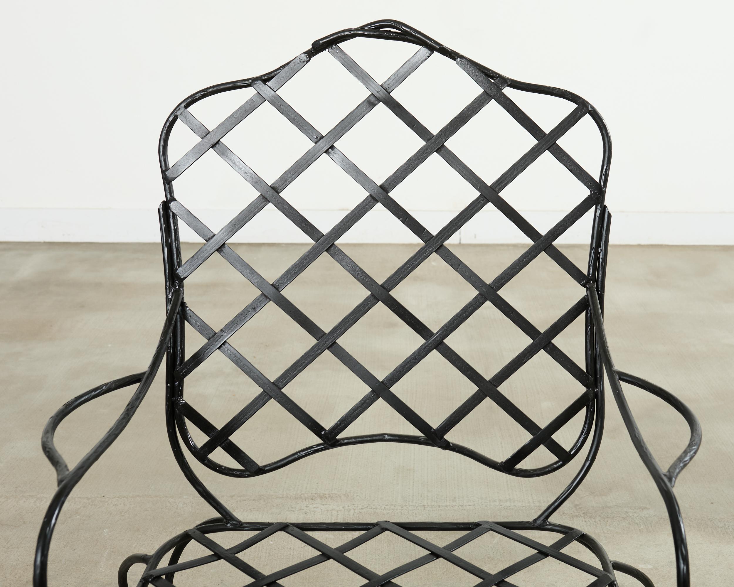 Set di sei poltrone da giardino in ferro a forma di ramoscello Rose Tarlow in vendita 12
