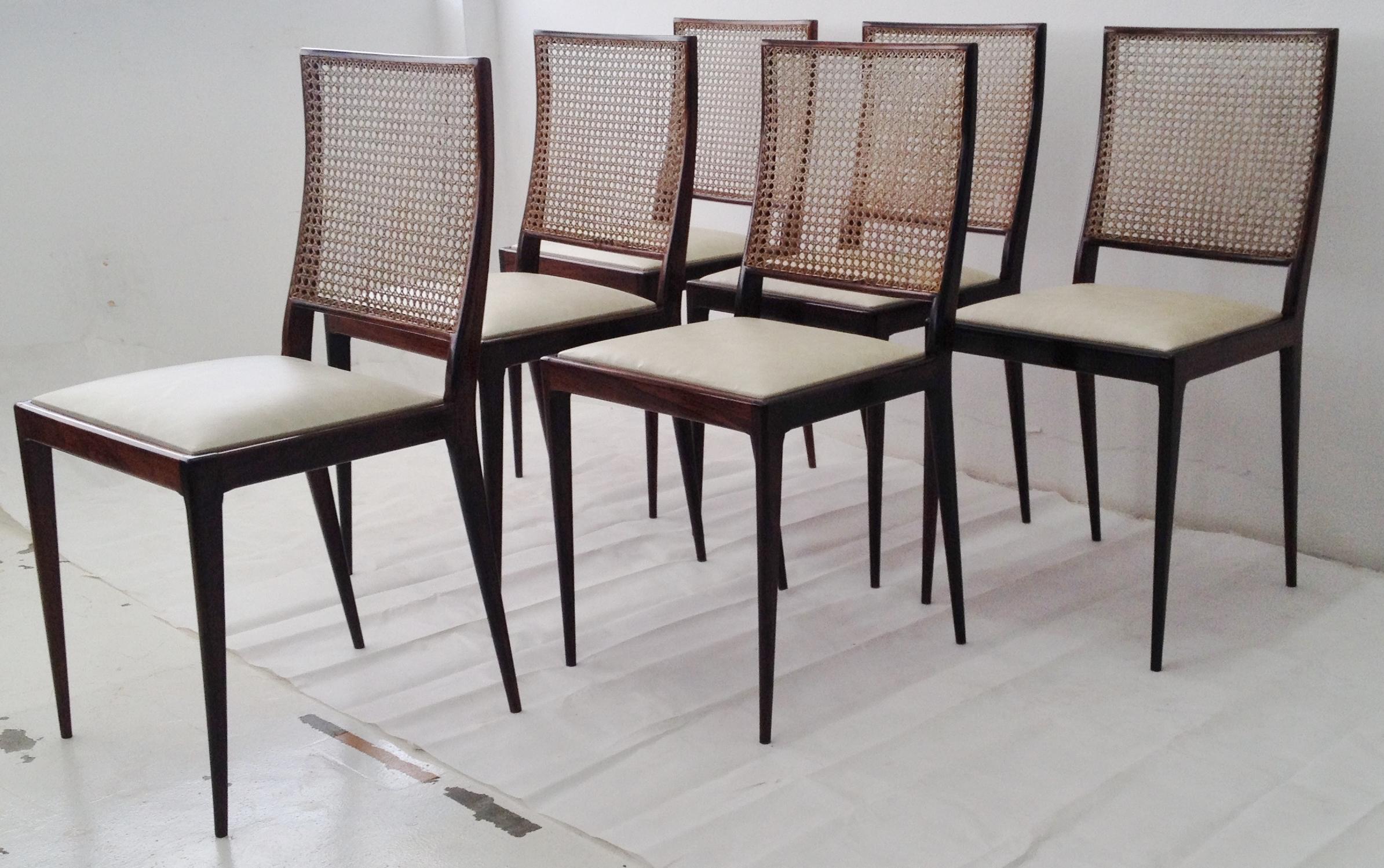 Mid-Century Modern Set of Six Rosewood Chair by Unilabor For Sale