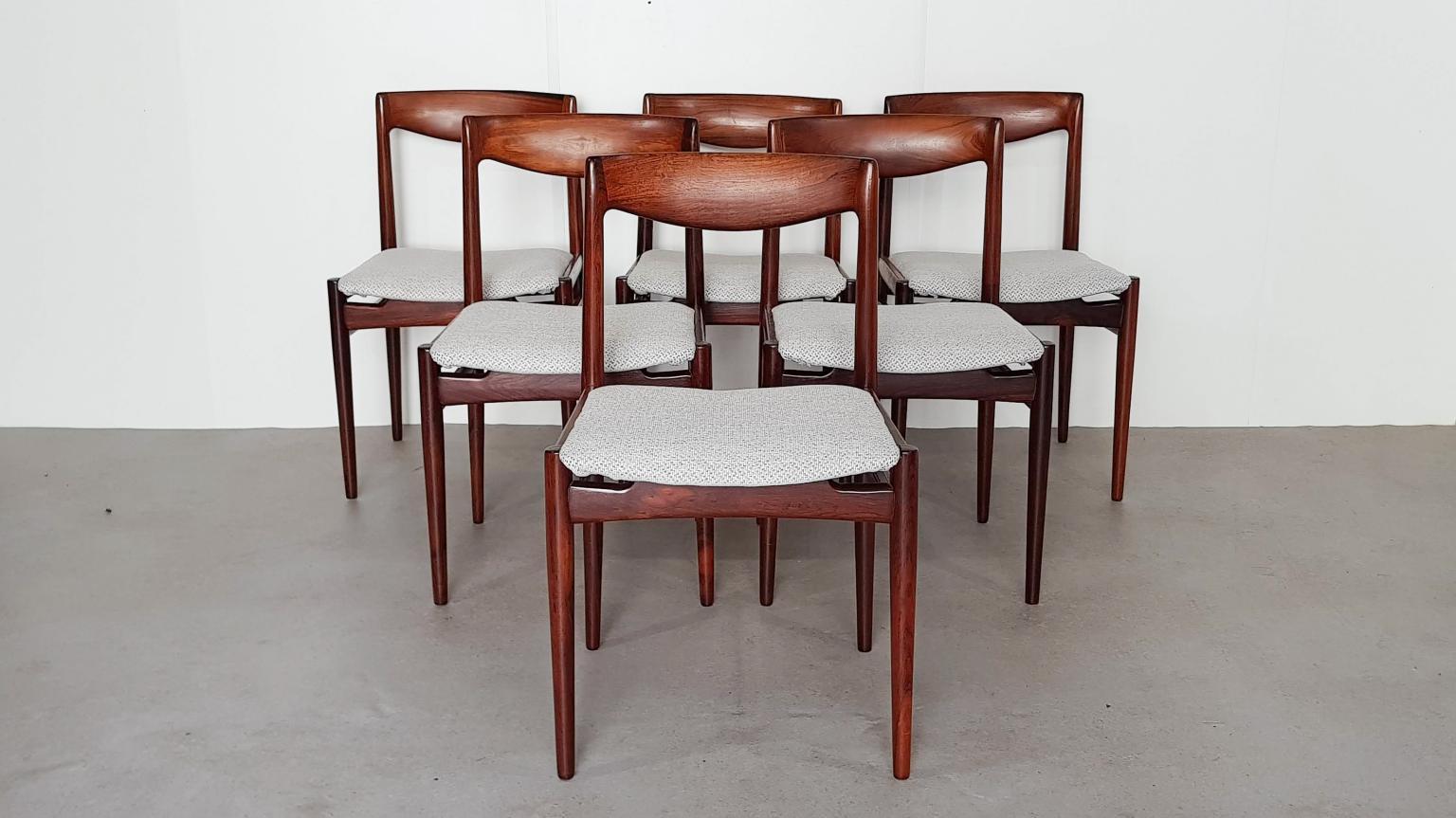 Set of six rosewood dining chairs by Lübke, Germany, 1960s.

In good condition with new grey-white upholstery.

Measures: Width: 48 cm

Depth: 50 cm, seating 43 cm

Height: 78 cm; seating 46 cm.