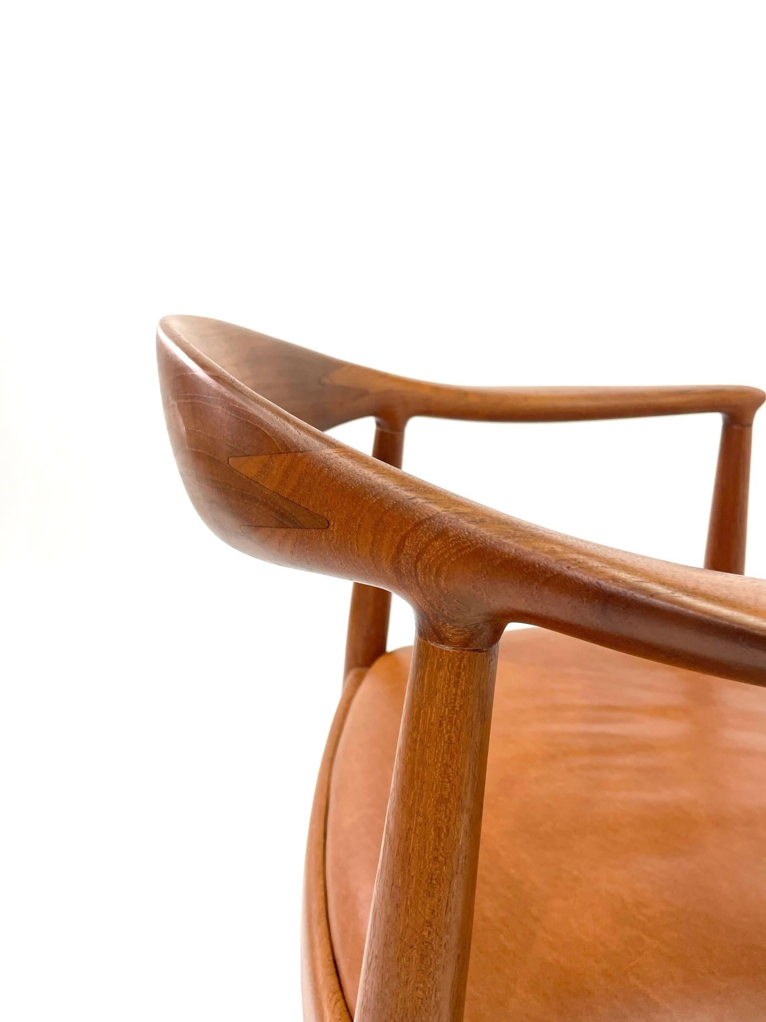 Chaise « The » de Hans J. Wegner avec sièges en cuir - lot de 5 9