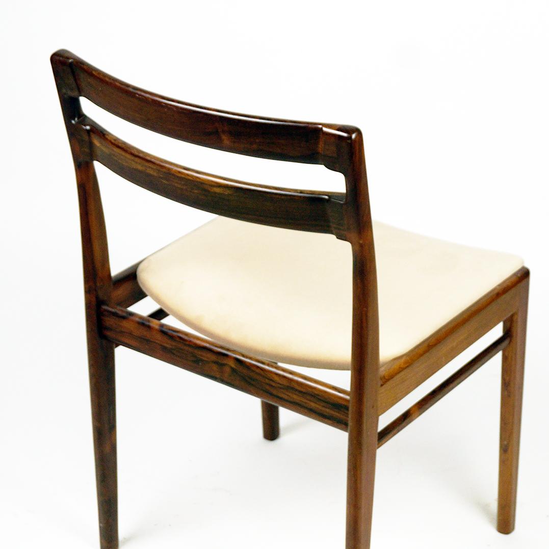 Set of Six Scandinaavian Modern Rosewood Dining Chairs by Rosengren Hansen For Sale 3