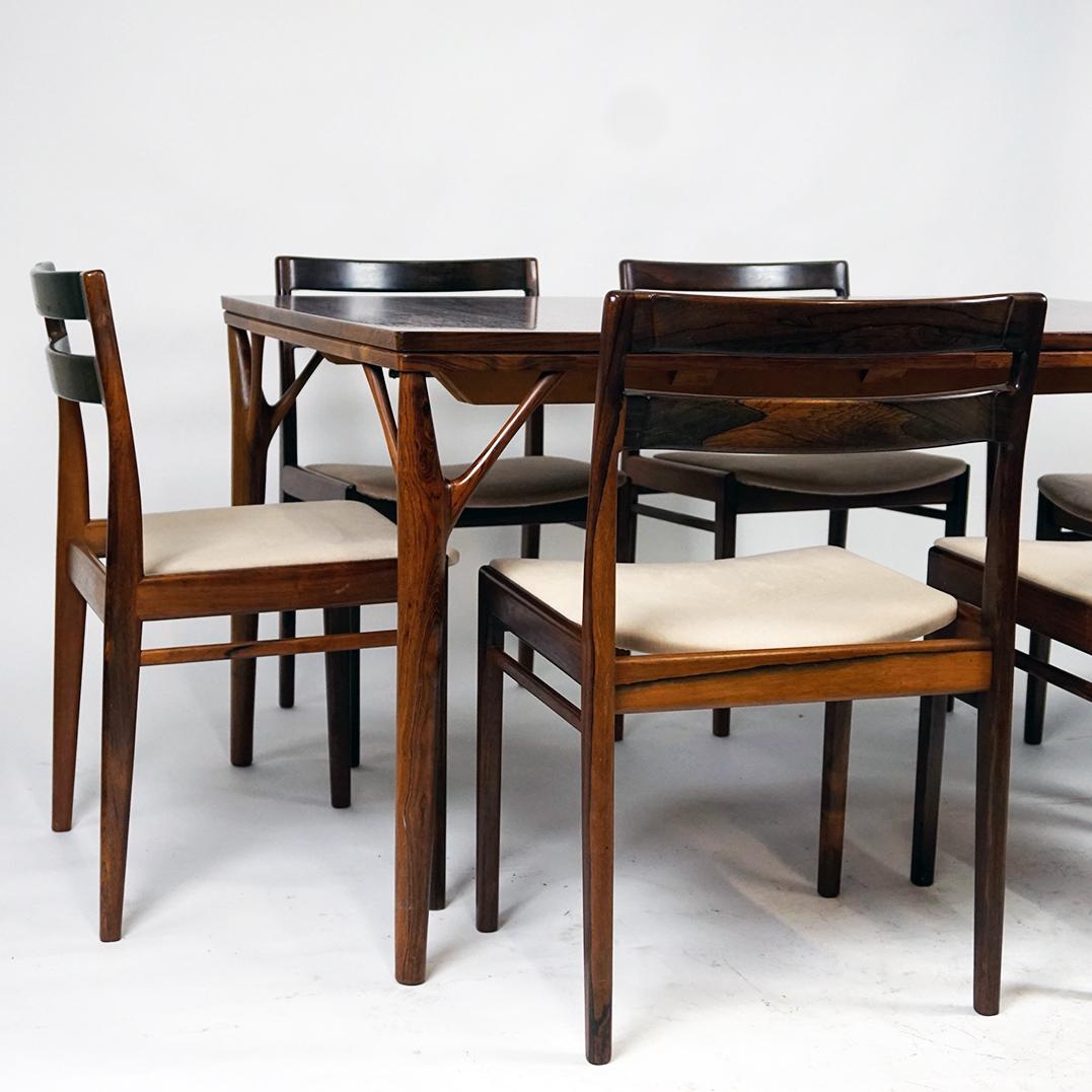 Set of Six Scandinaavian Modern Rosewood Dining Chairs by Rosengren Hansen For Sale 7