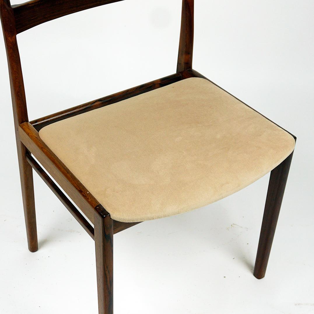 Velvet Set of Six Scandinaavian Modern Rosewood Dining Chairs by Rosengren Hansen For Sale