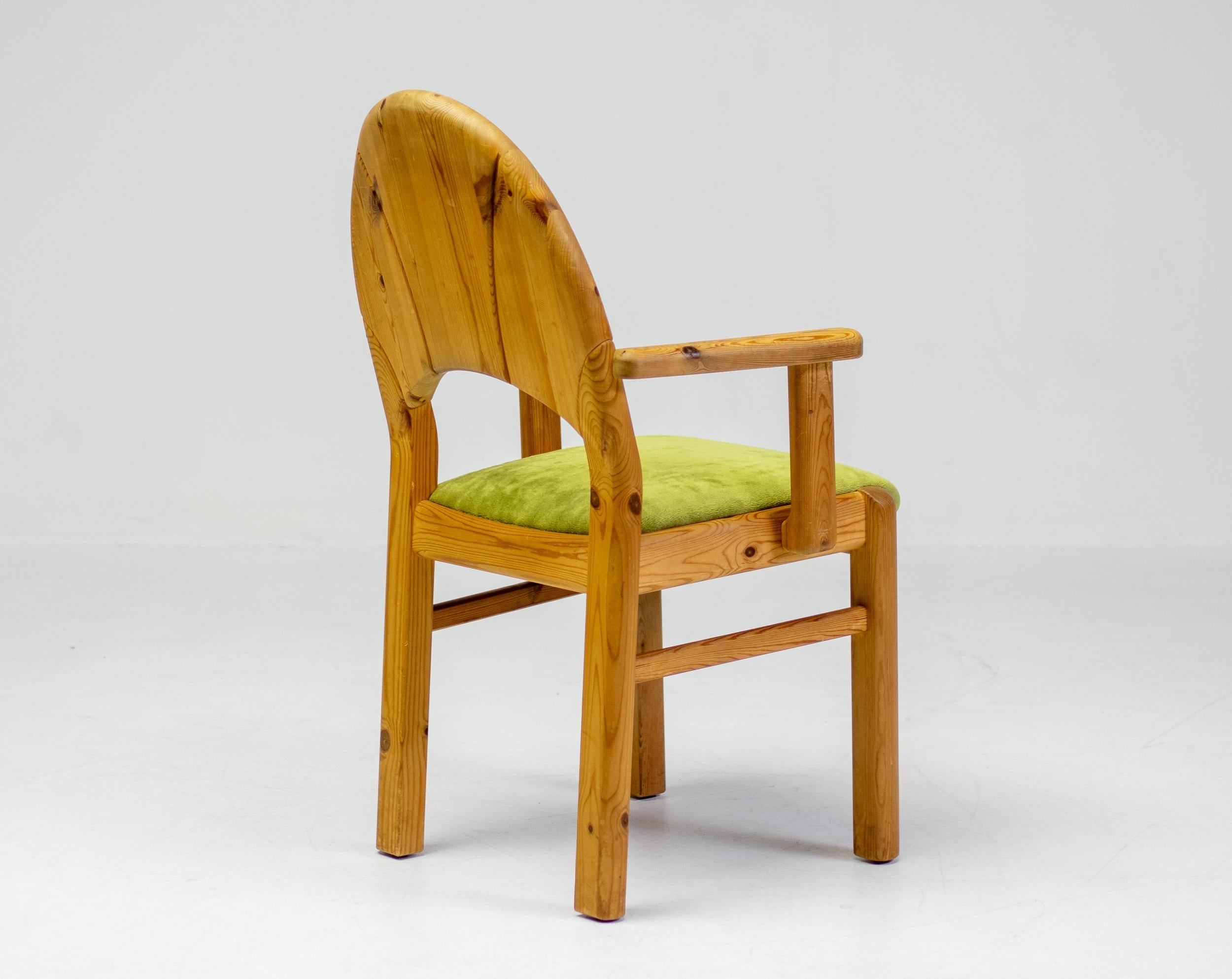 Set of Six Scandinavian Moss and Pine Dining Chairs For Sale 4