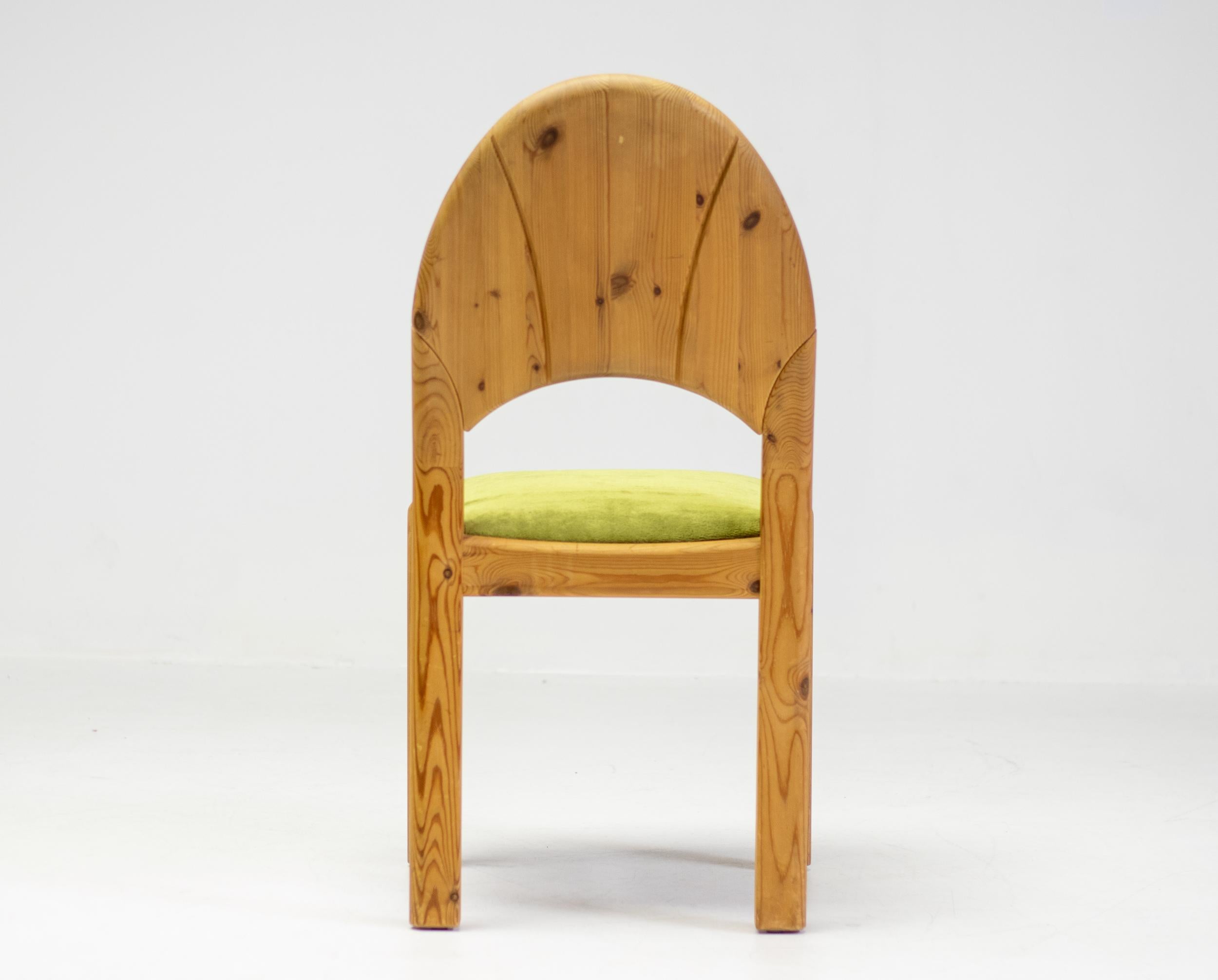 Set of Six Scandinavian Moss and Pine Dining Chairs For Sale 2