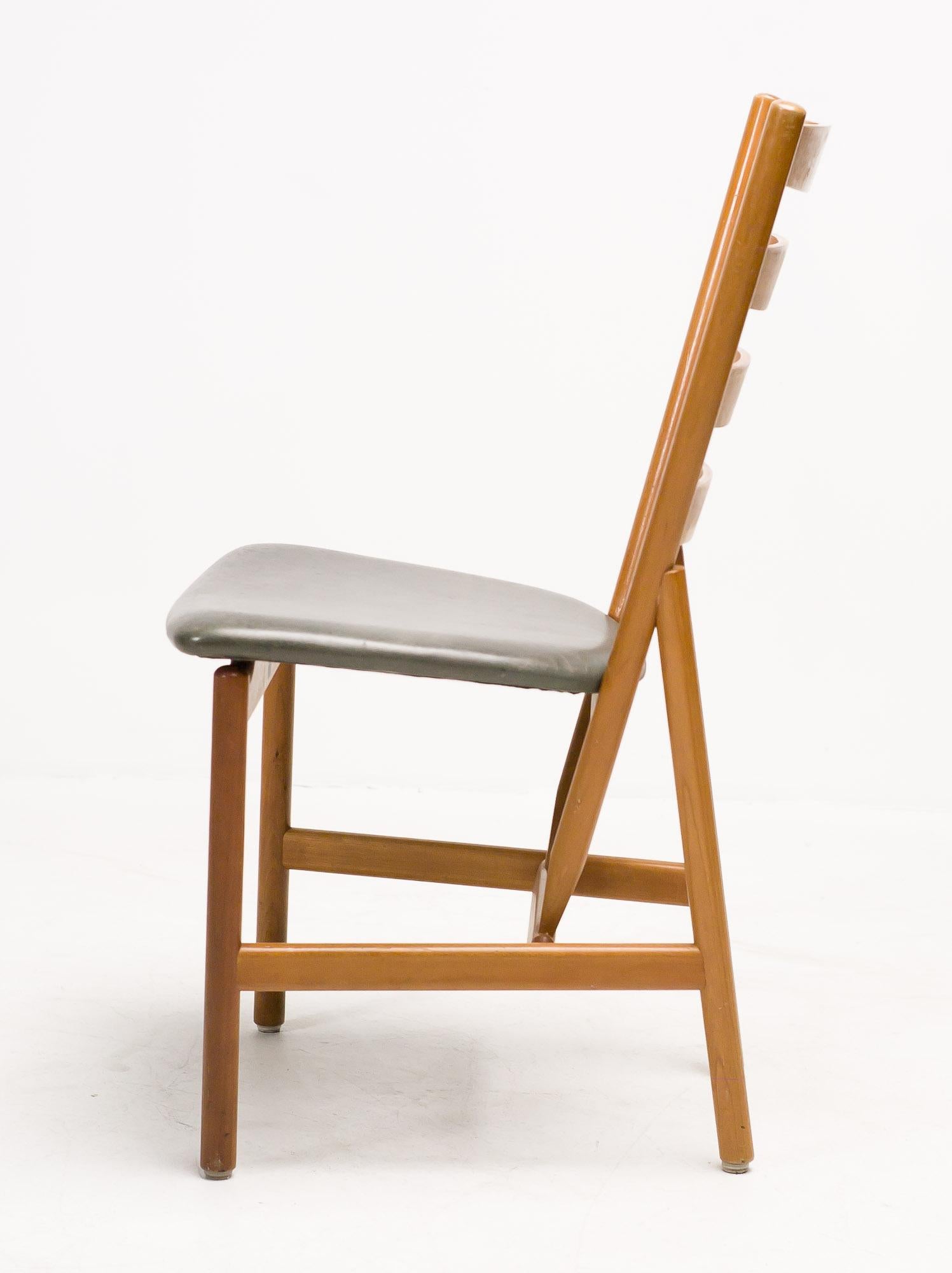 Danish Set of Six Scandinavian Shaker Chairs
