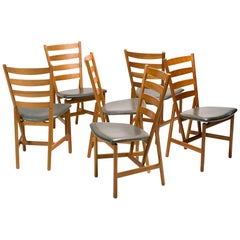 Set of Six Scandinavian Shaker Chairs