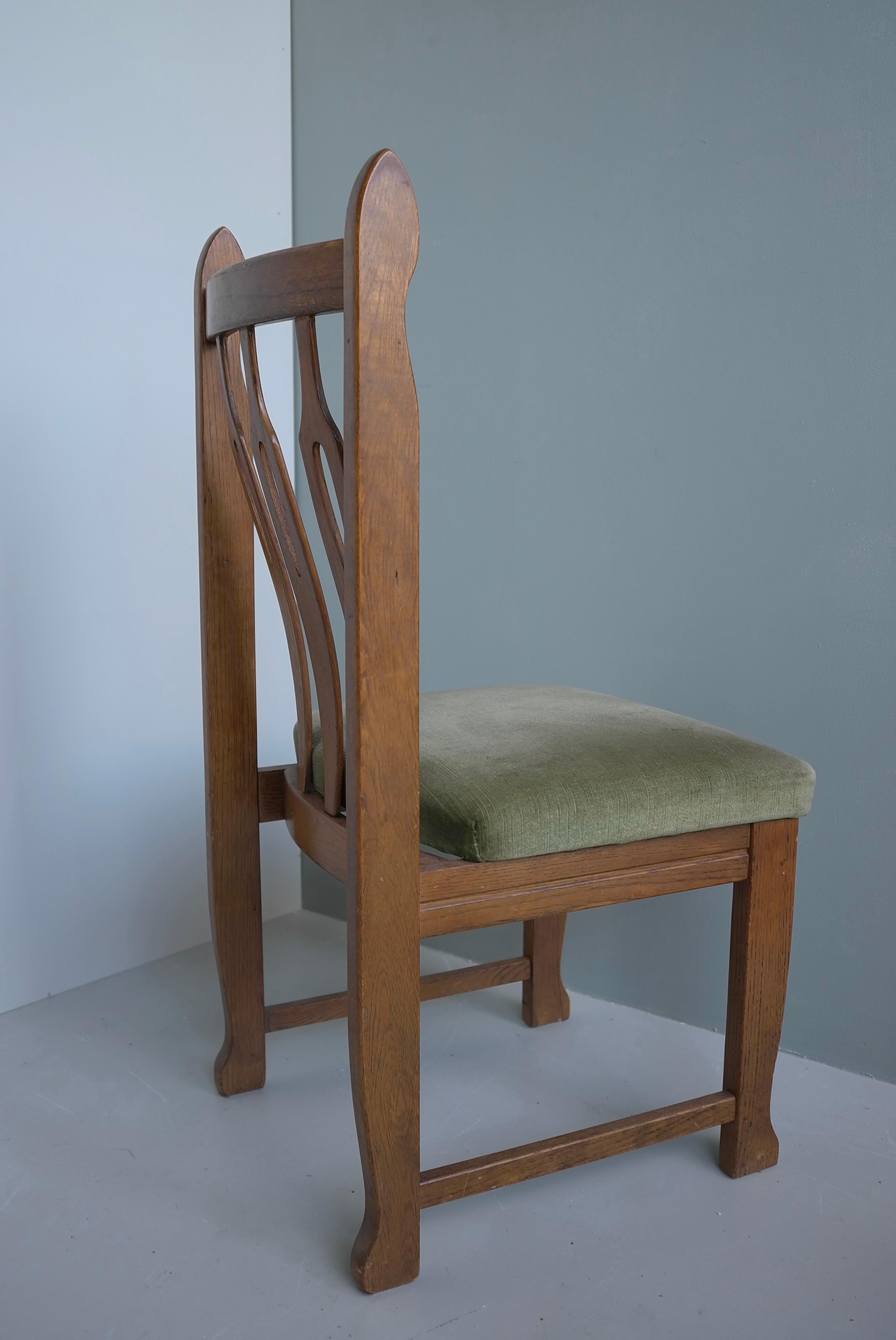 Set of Six Sculptural solid Oak Dining Chairs in style of Henning Kjærnulf  For Sale 7