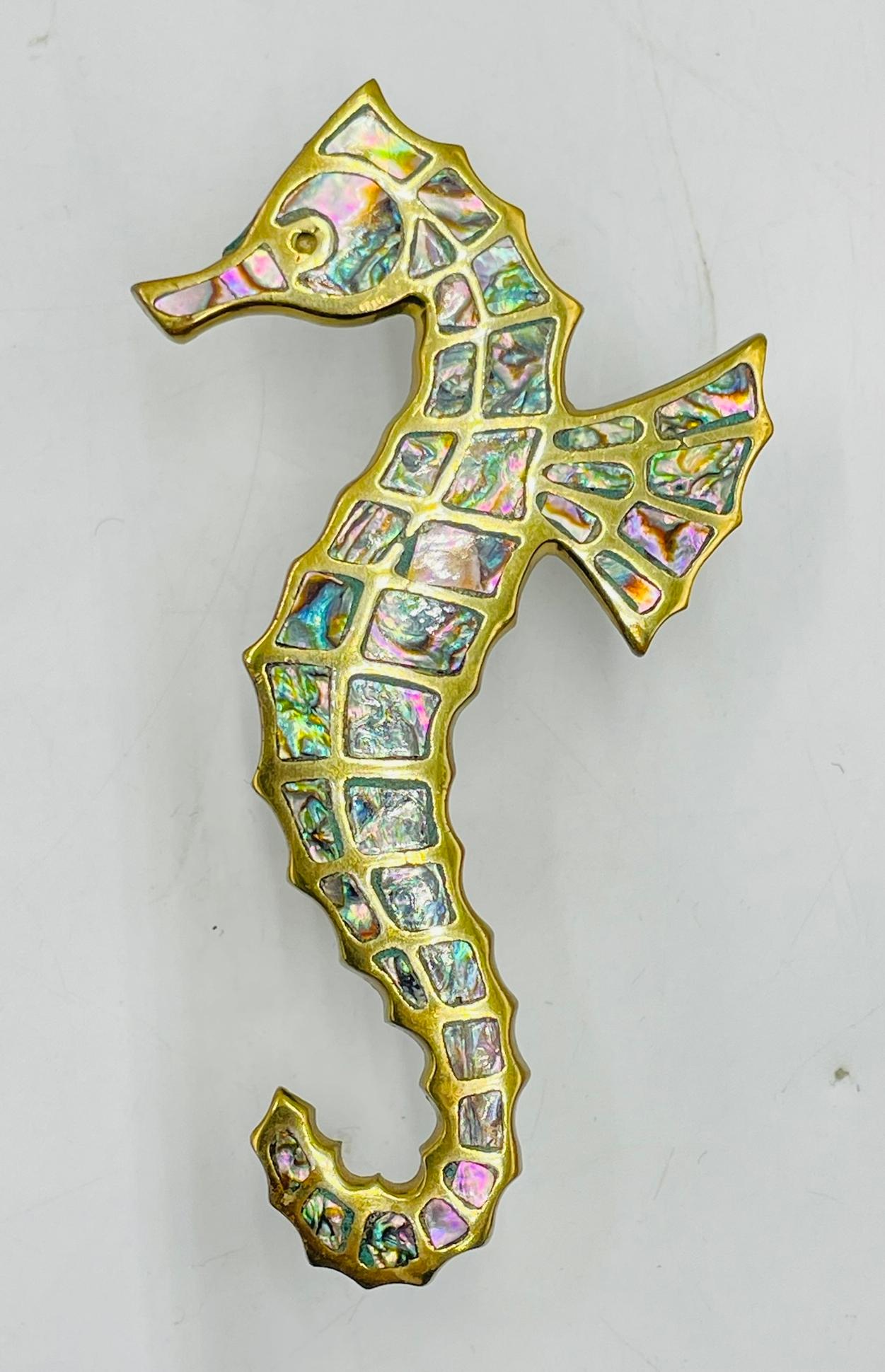 Set of Six Seahorse Shaped Drawer Handles in Brass & Abalone by Peñoles, Mexico For Sale 5