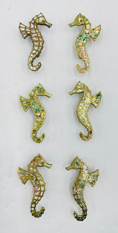 Satz von sechs Schubladengriffen in Form eines Seepferdchens aus Messing und Abalone von Peñoles, Mexiko