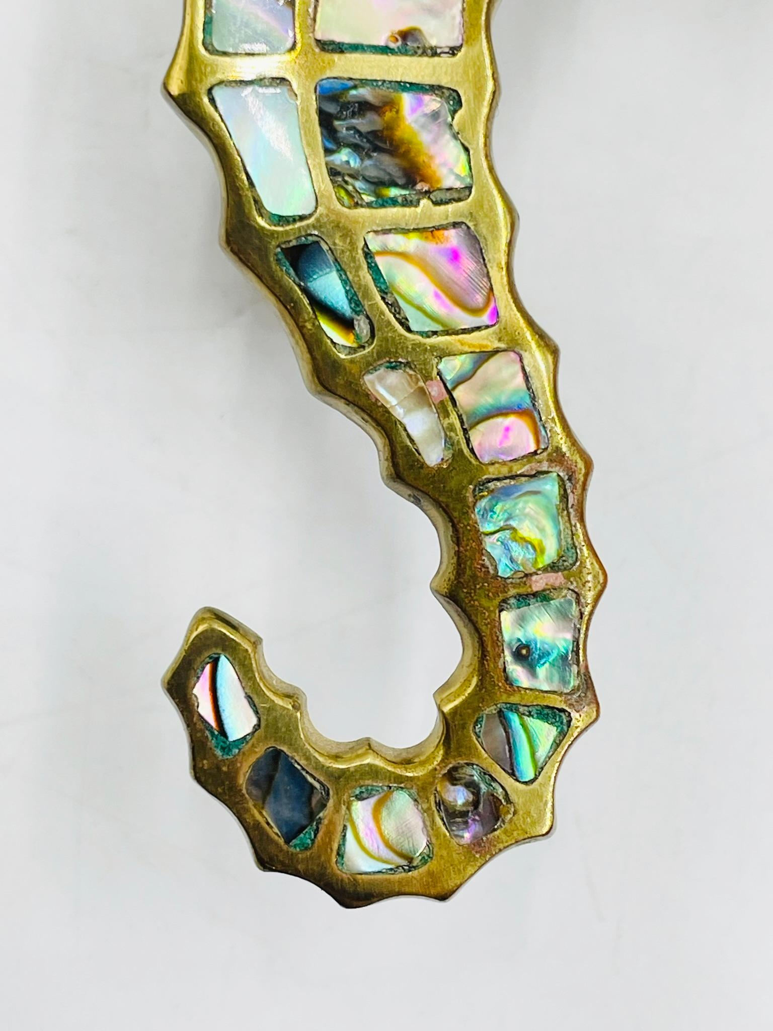 Set of Six Seahorse Shaped Drawer Handles in Brass & Abalone by Peñoles, Mexico For Sale 2