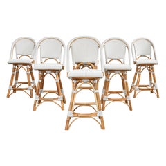 Set di sei sgabelli girevoli da bistrot in rattan Serena and Lily Riviera