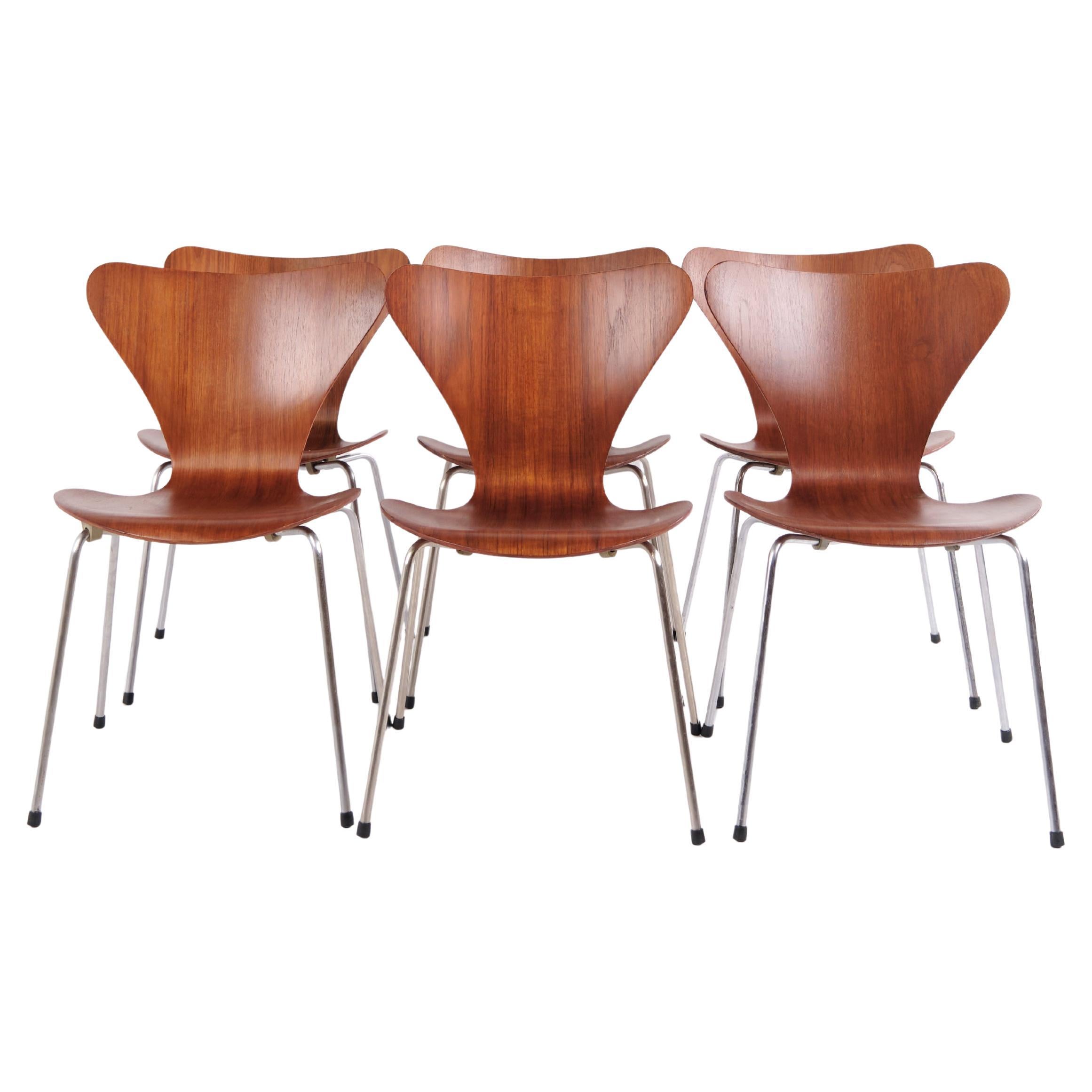 Set of six series 7 Chairs in Teak, Model 3107, Arne Jacobsen, Fritz Hansen
