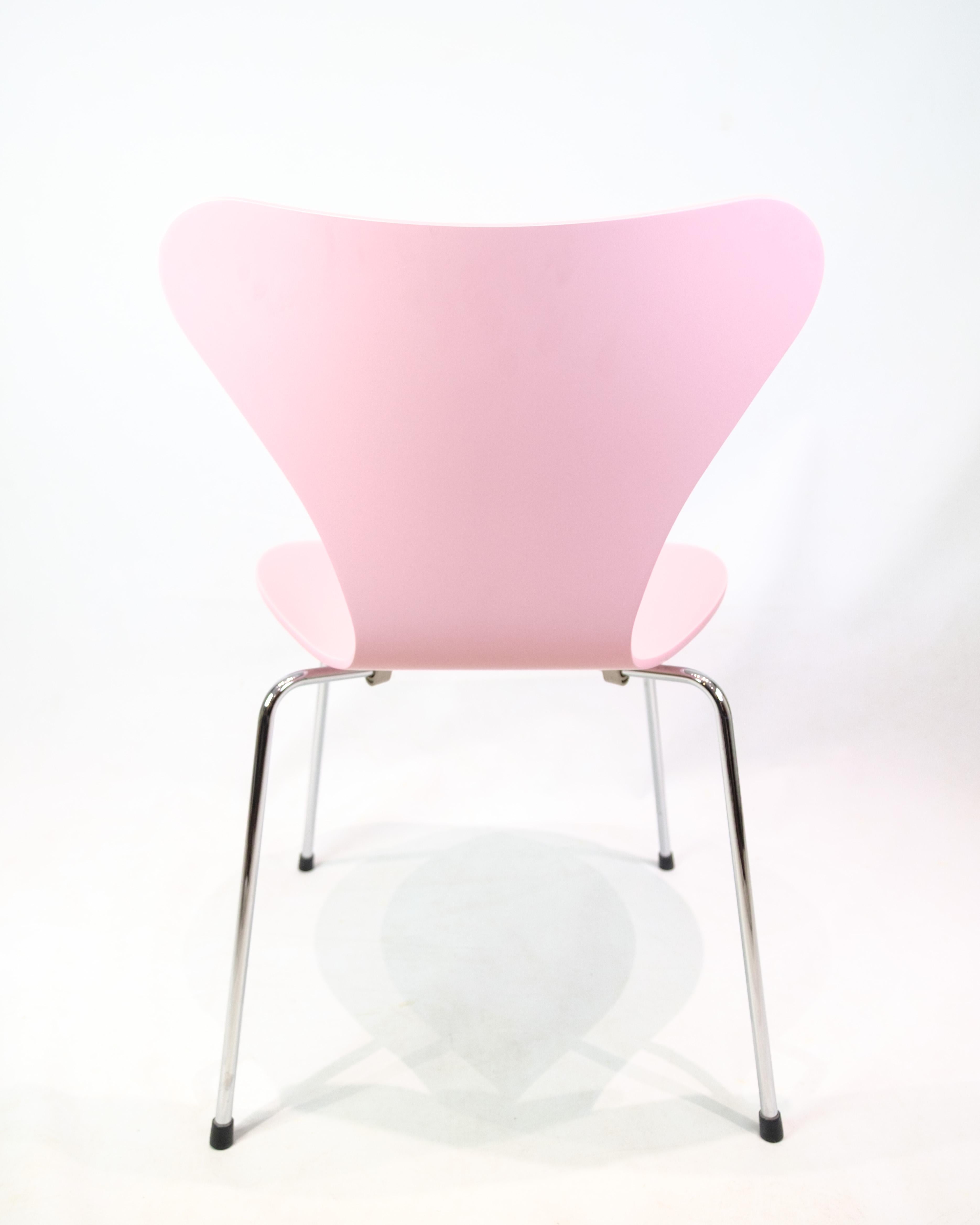 Set Of Six Series Seven Chairs In Pink By Arne Jacobsen For Fritz Hansen In Excellent Condition For Sale In Lejre, DK