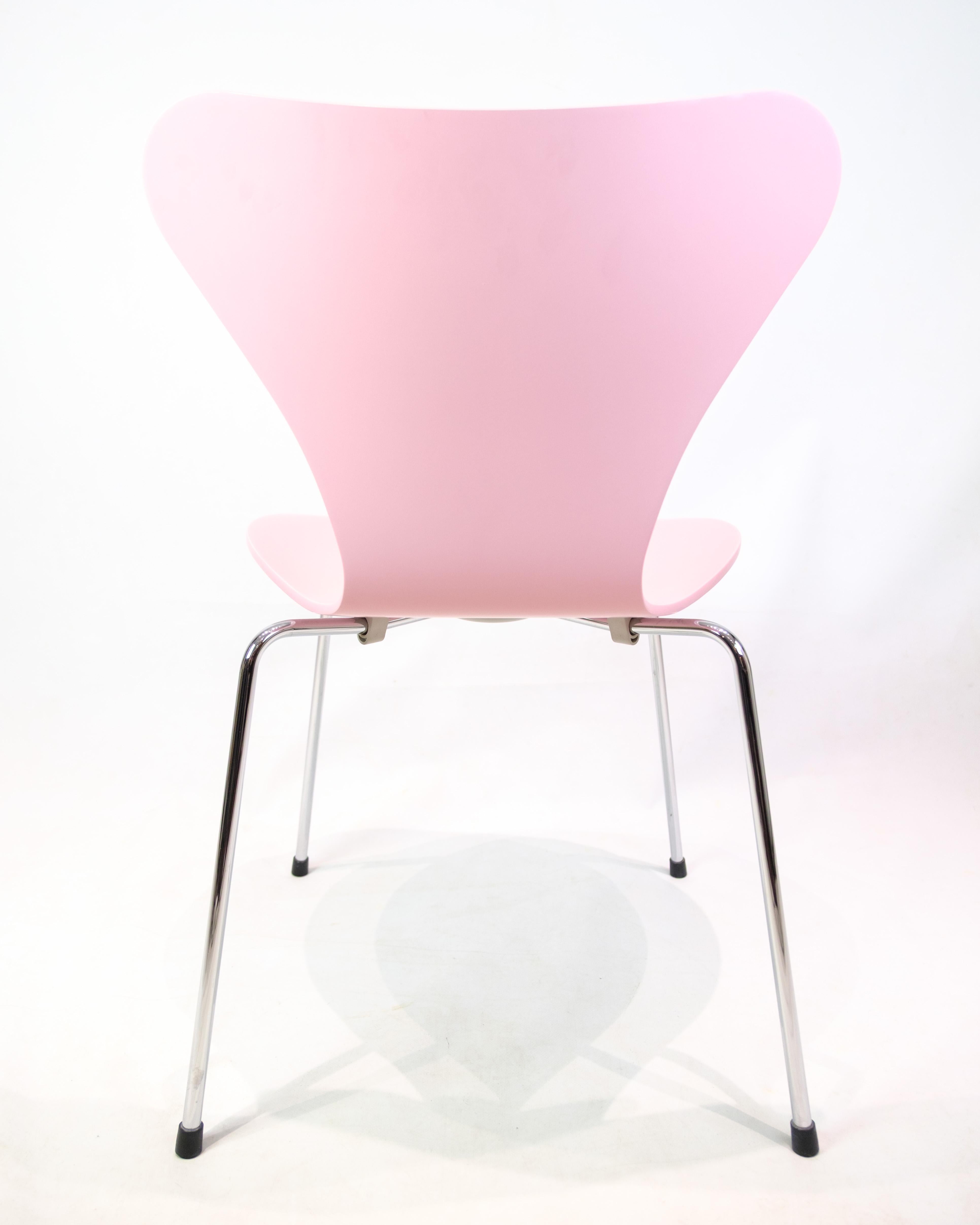 Late 20th Century Set Of Six Series Seven Chairs In Pink By Arne Jacobsen For Fritz Hansen For Sale