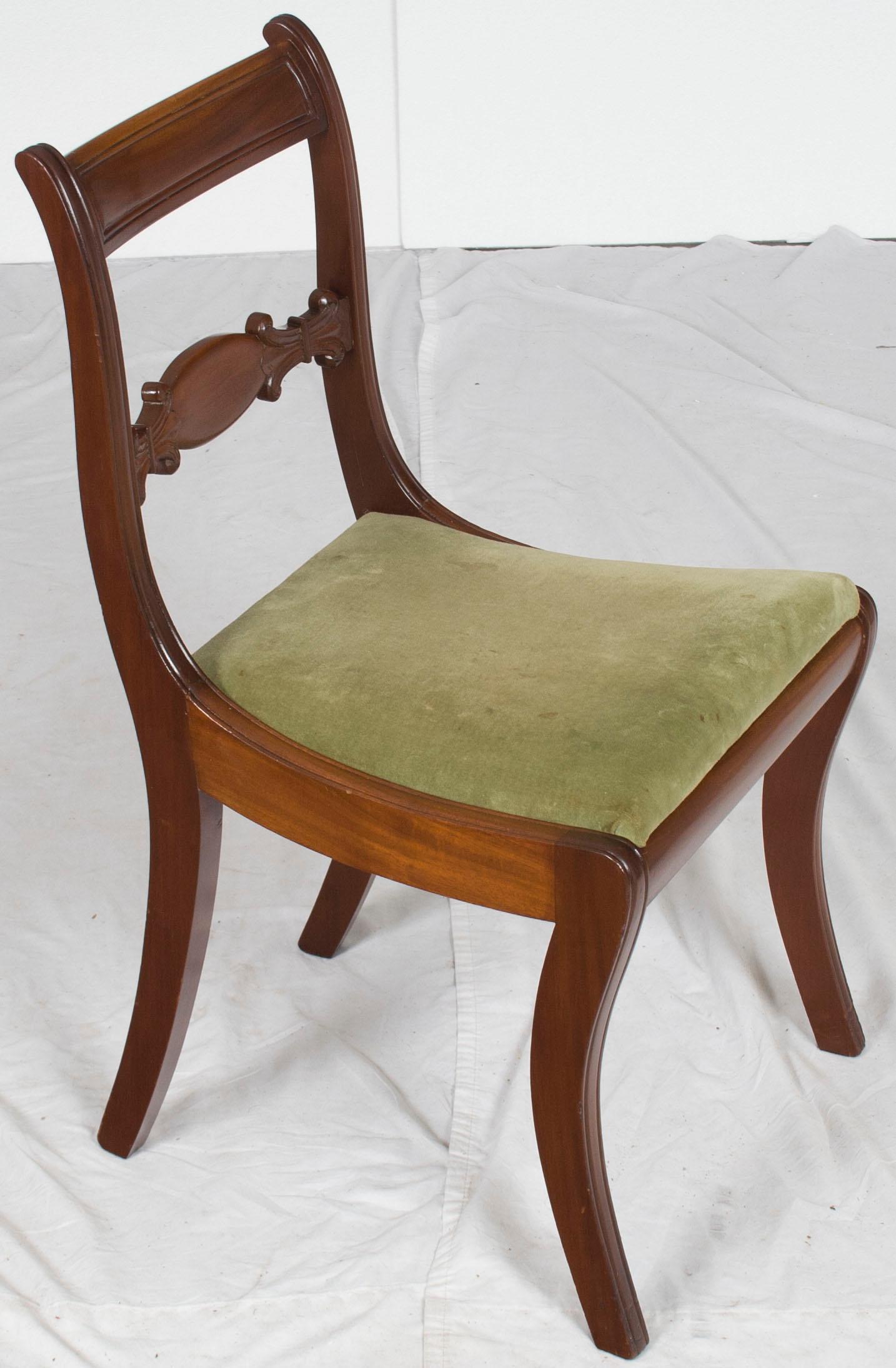 Set of Six Side Regency Mahogany Dining Room Chairs In Good Condition In Atlanta, GA