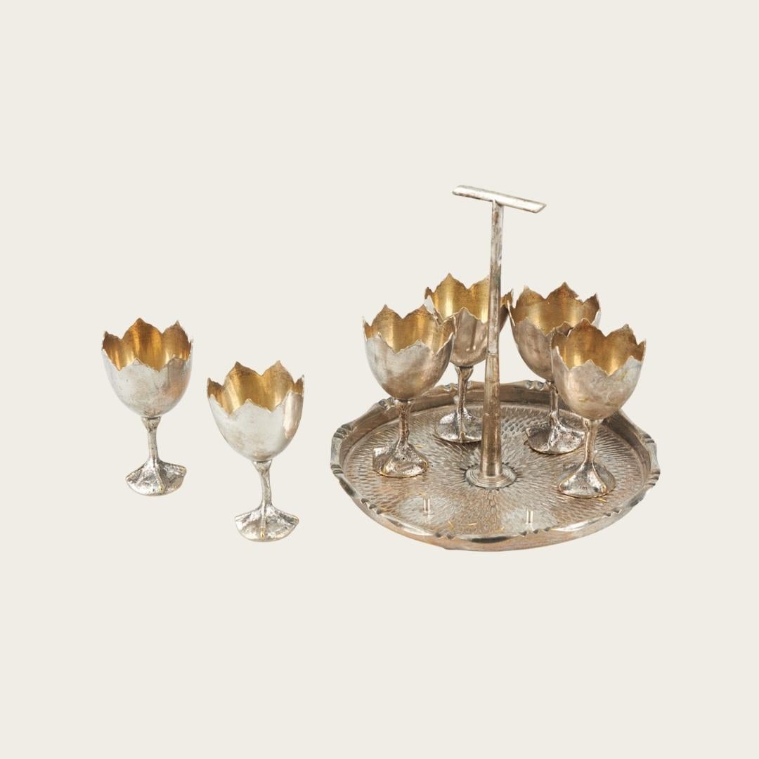 Suédois Set of Six Silver Plated Brass Egg Cups and Tray en vente