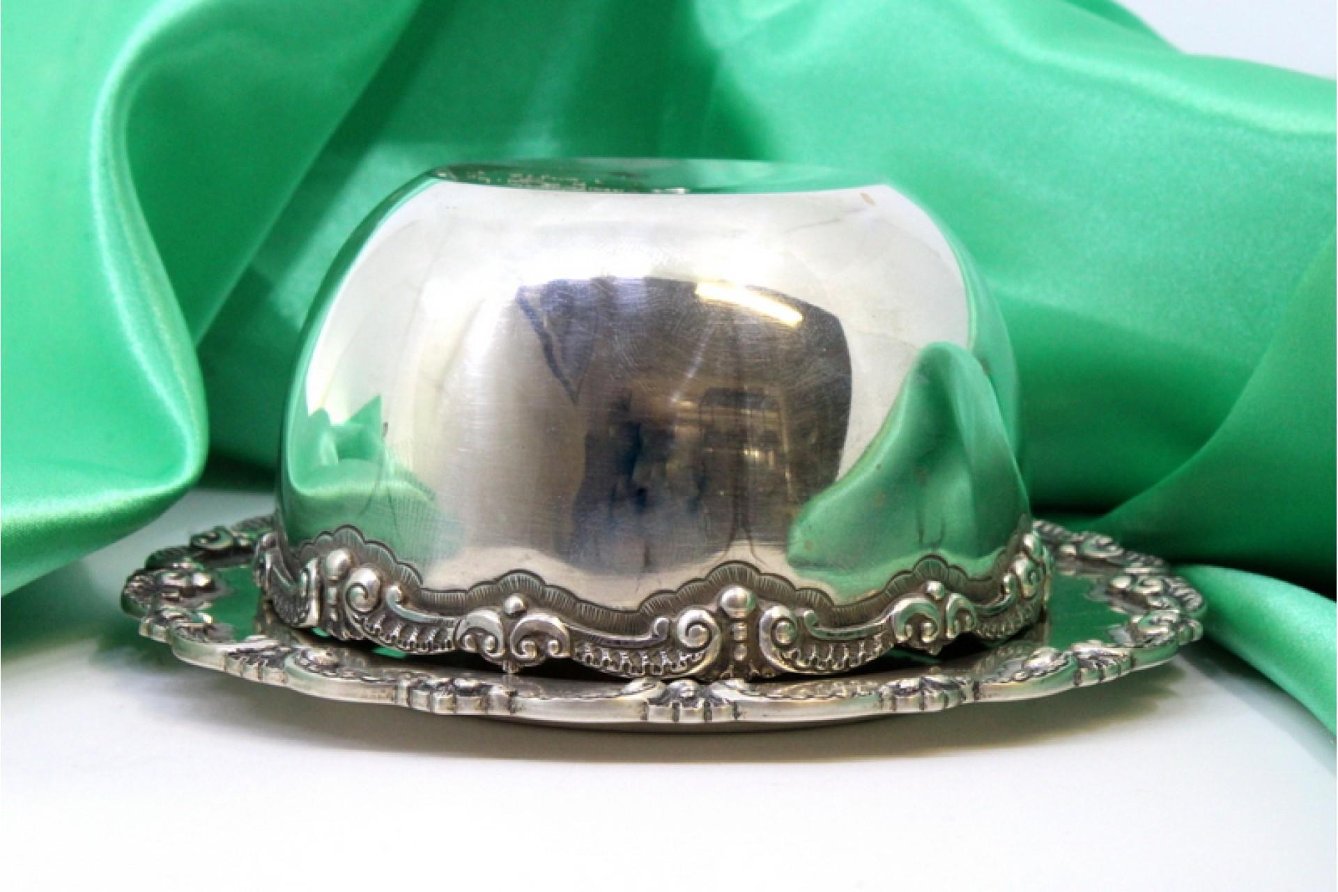 Set of six silver washbasins and plates with raised edges siglo XX en venta