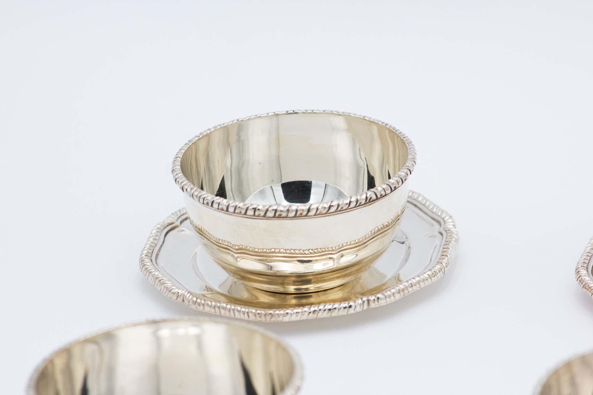 European Set of six silver washbasins with beaded plates For Sale